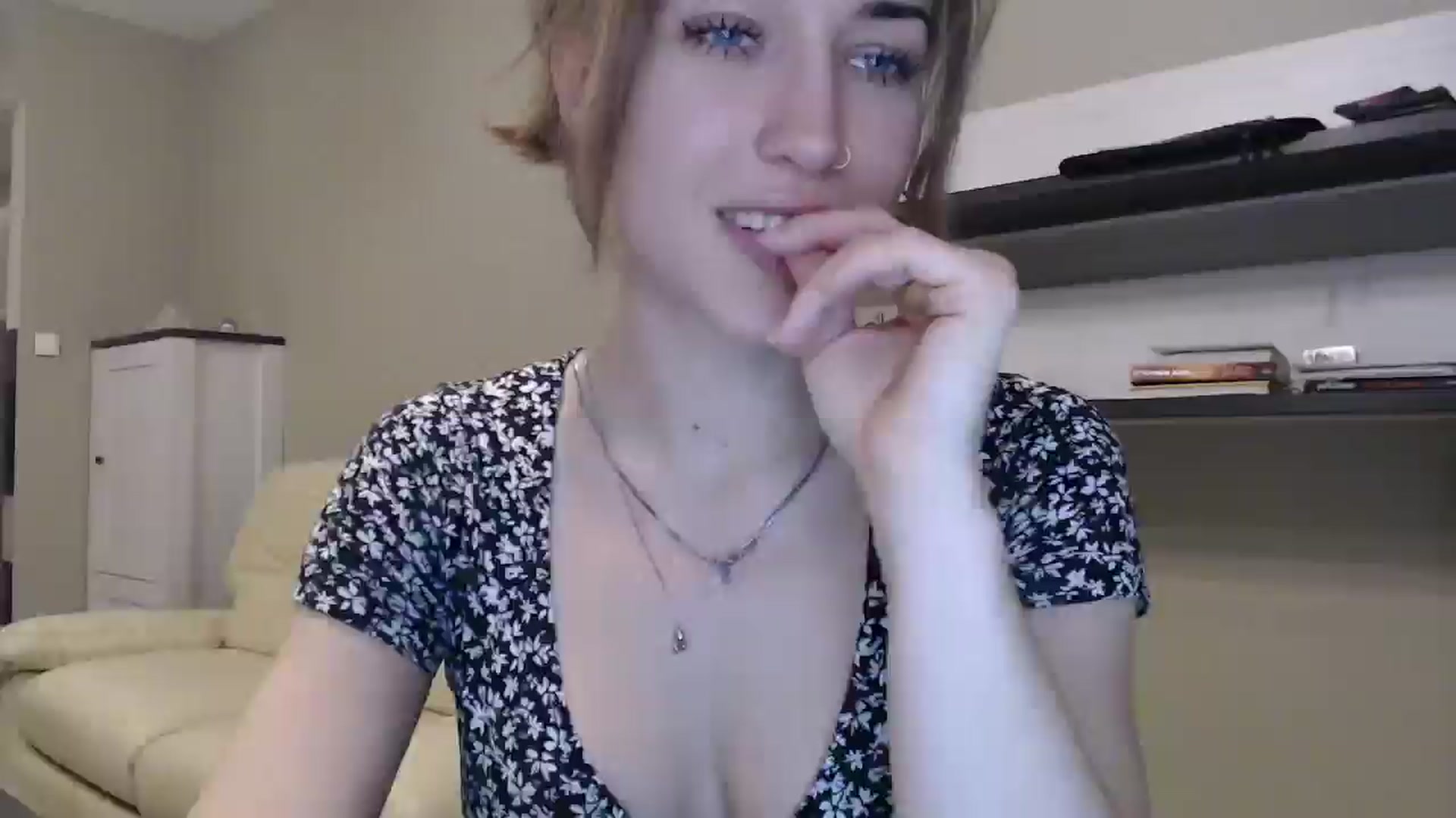Gallery image thumbnail from GalaxyAnisia's myfreecams stream on, 11/14/2024, 18:38 image 3 of 20