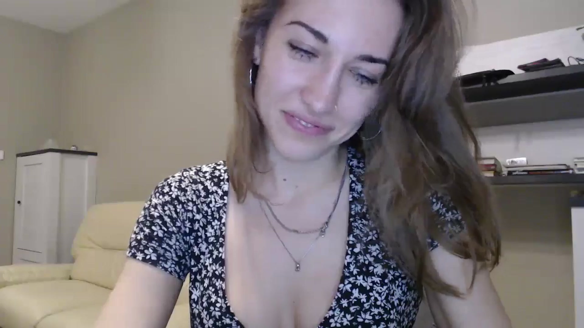 Gallery image thumbnail from GalaxyAnisia's myfreecams stream on, 11/14/2024, 19:43 image 5 of 20