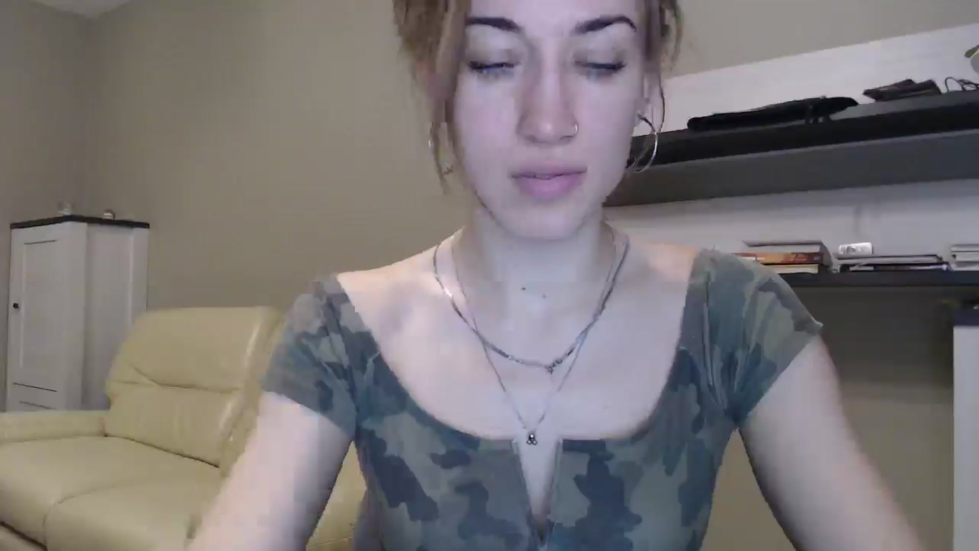 Gallery image thumbnail from GalaxyAnisia's myfreecams stream on, 11/17/2024, 20:21 image 13 of 20
