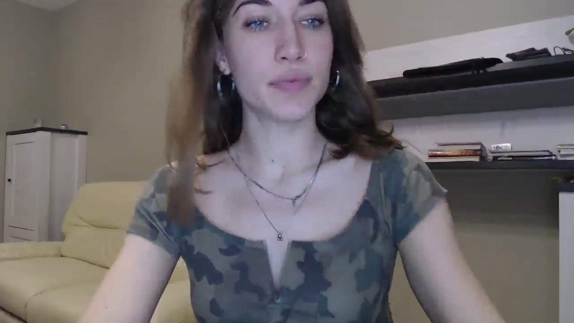 Gallery image thumbnail from GalaxyAnisia's myfreecams stream on, 11/17/2024, 21:03 image 8 of 20