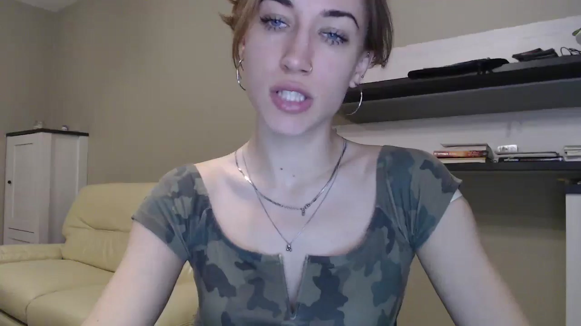 Gallery image thumbnail from GalaxyAnisia's myfreecams stream on, 11/17/2024, 21:03 image 10 of 20