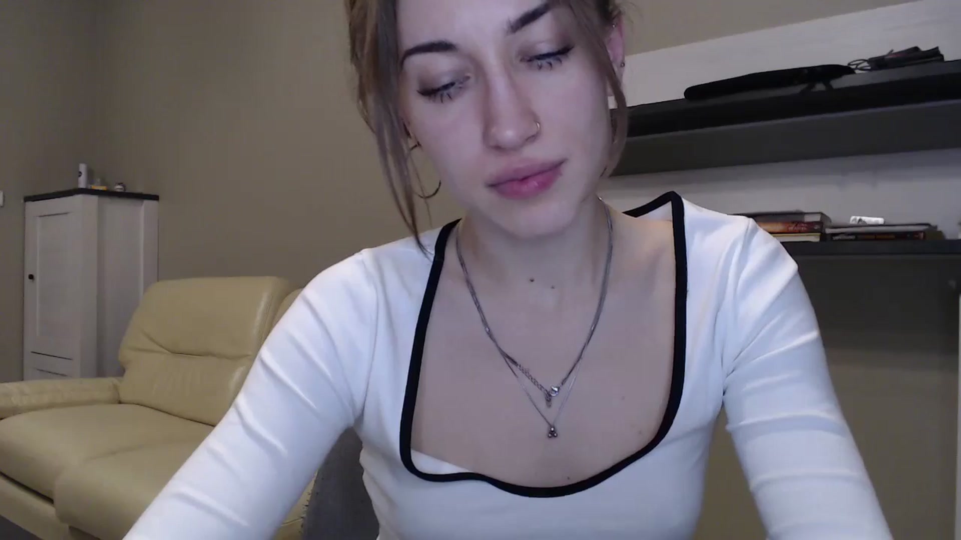 Gallery image thumbnail from GalaxyAnisia's myfreecams stream on, 11/19/2024, 18:52 image 5 of 20