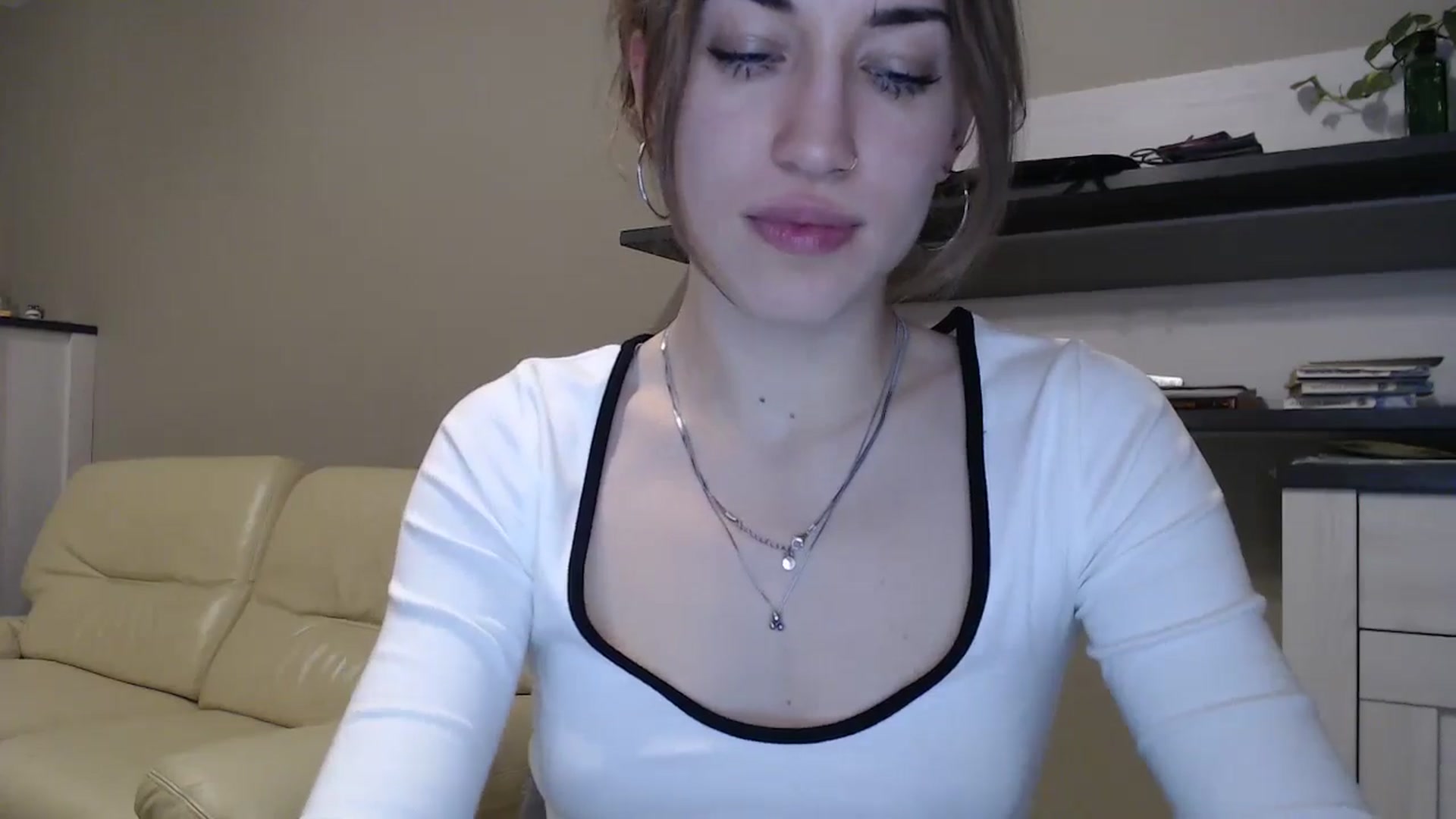 Gallery image thumbnail from GalaxyAnisia's myfreecams stream on, 11/20/2024, 24:05 image 2 of 20