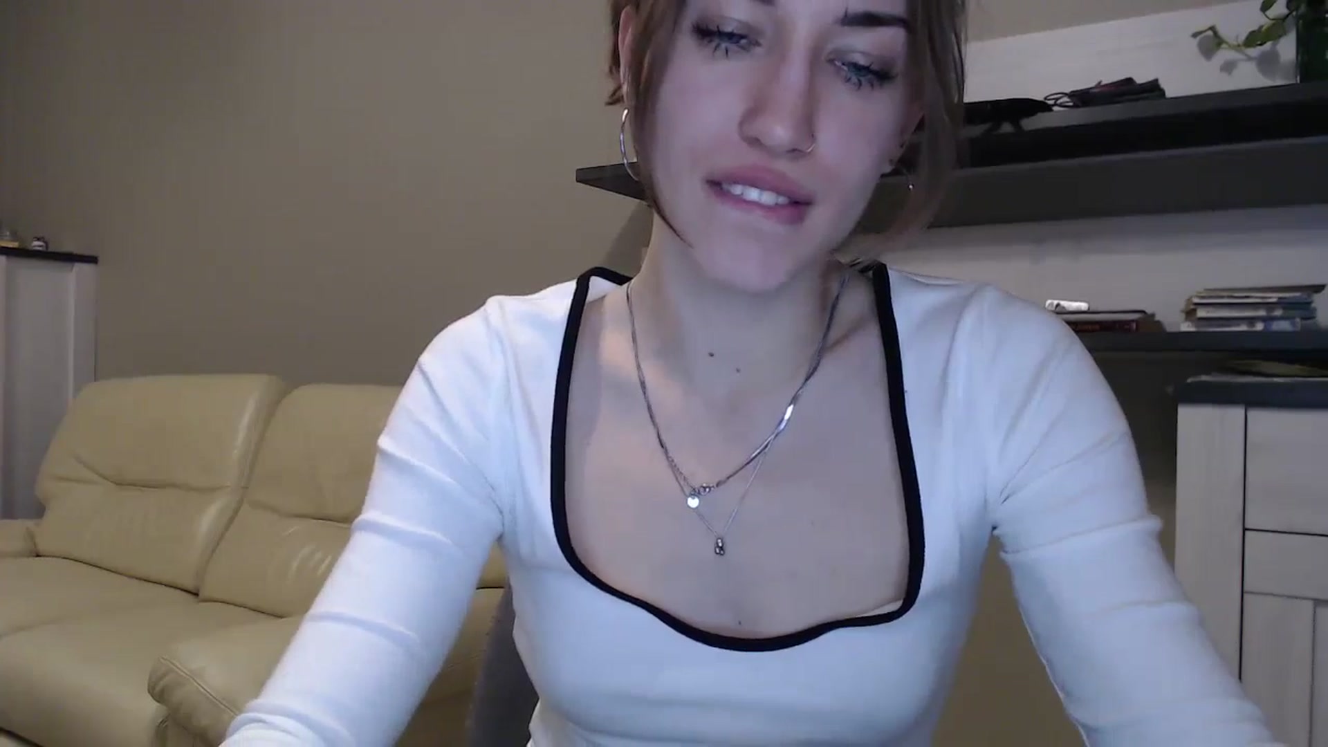 Gallery image thumbnail from GalaxyAnisia's myfreecams stream on, 11/20/2024, 24:50 image 19 of 20