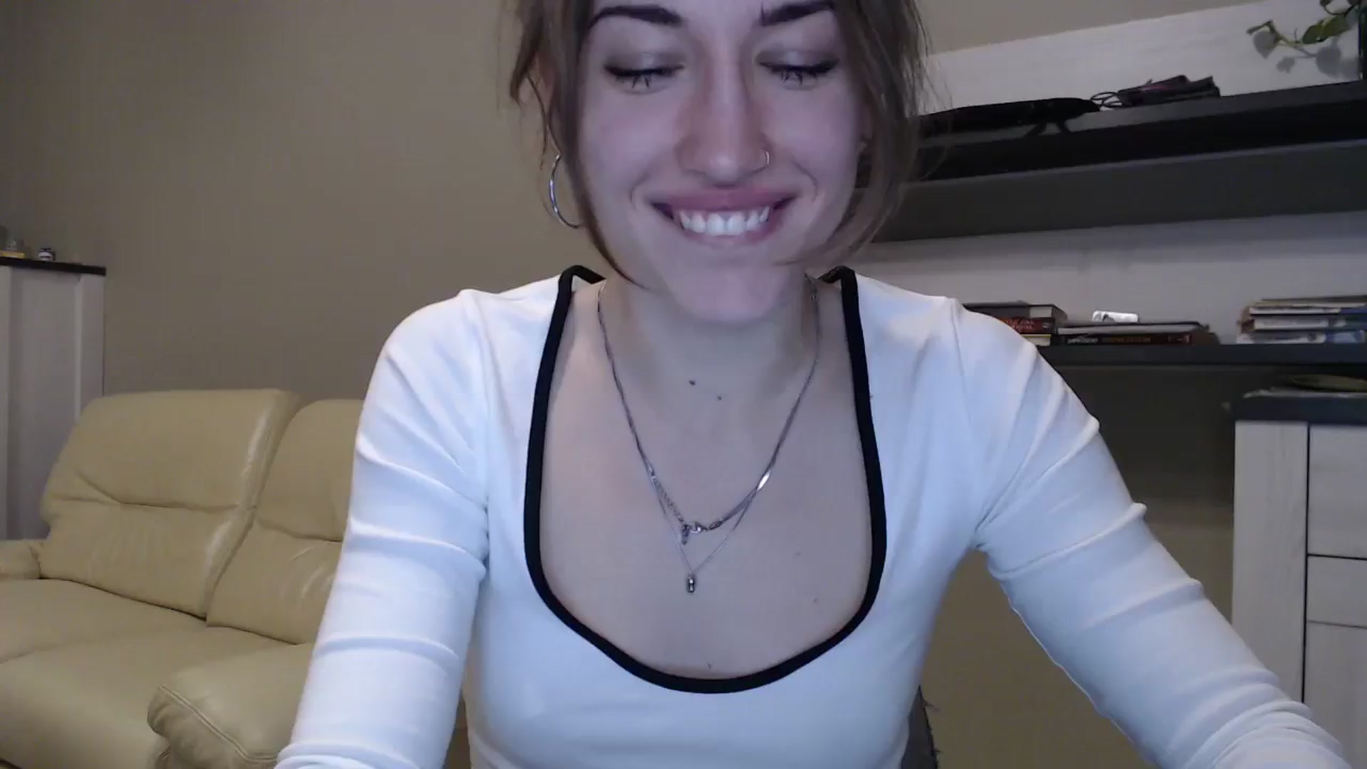 Gallery image thumbnail from GalaxyAnisia's myfreecams stream on, 11/20/2024, 24:50 image 7 of 20