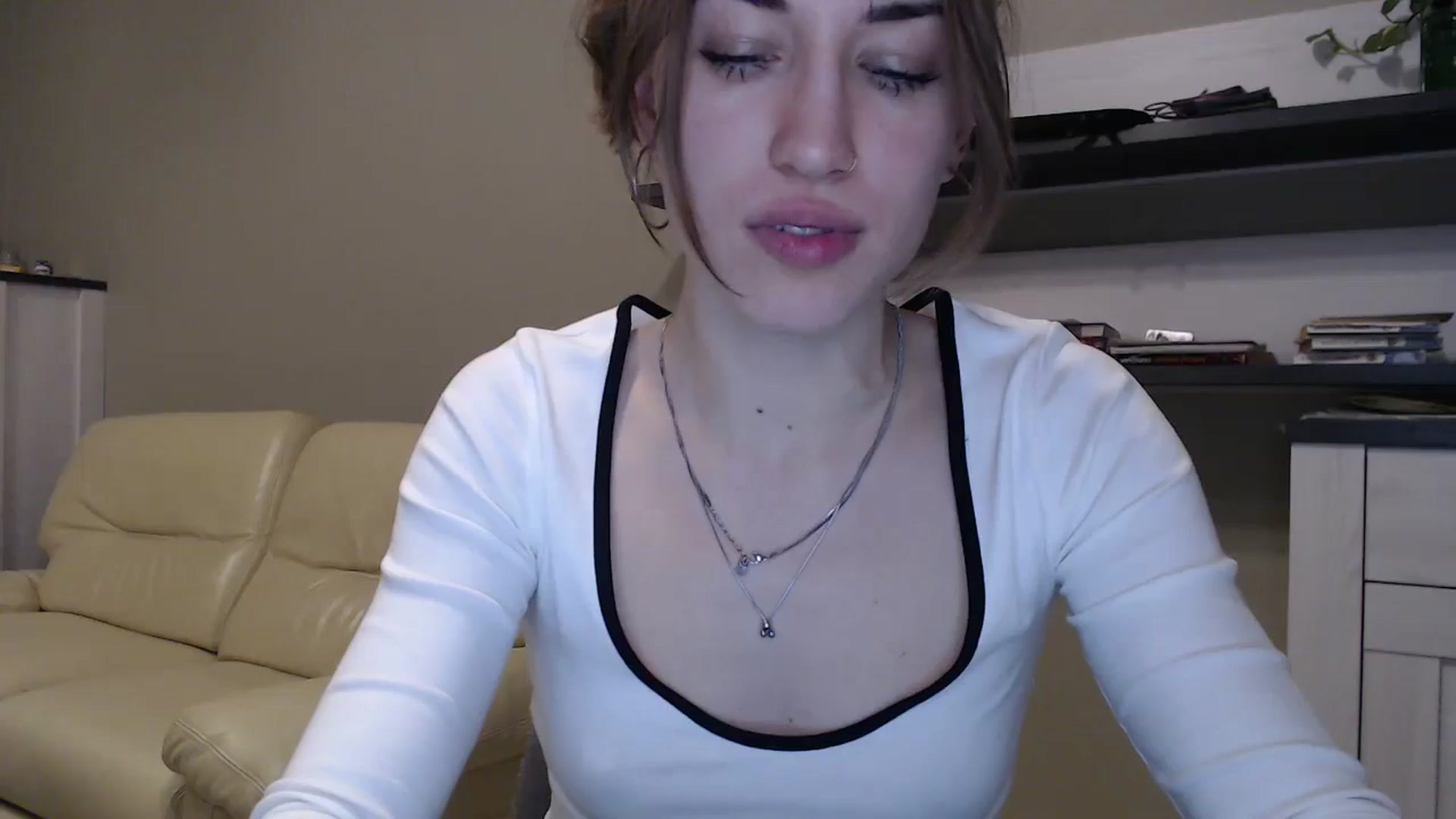 Gallery image thumbnail from GalaxyAnisia's myfreecams stream on, 11/20/2024, 24:50 image 11 of 20