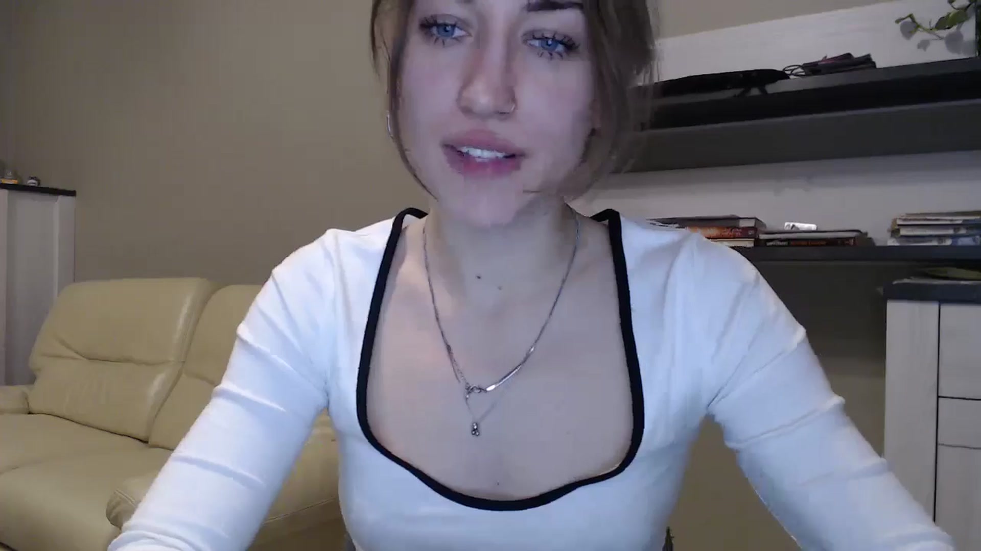 Gallery image thumbnail from GalaxyAnisia's myfreecams stream on, 11/20/2024, 24:50 image 8 of 20
