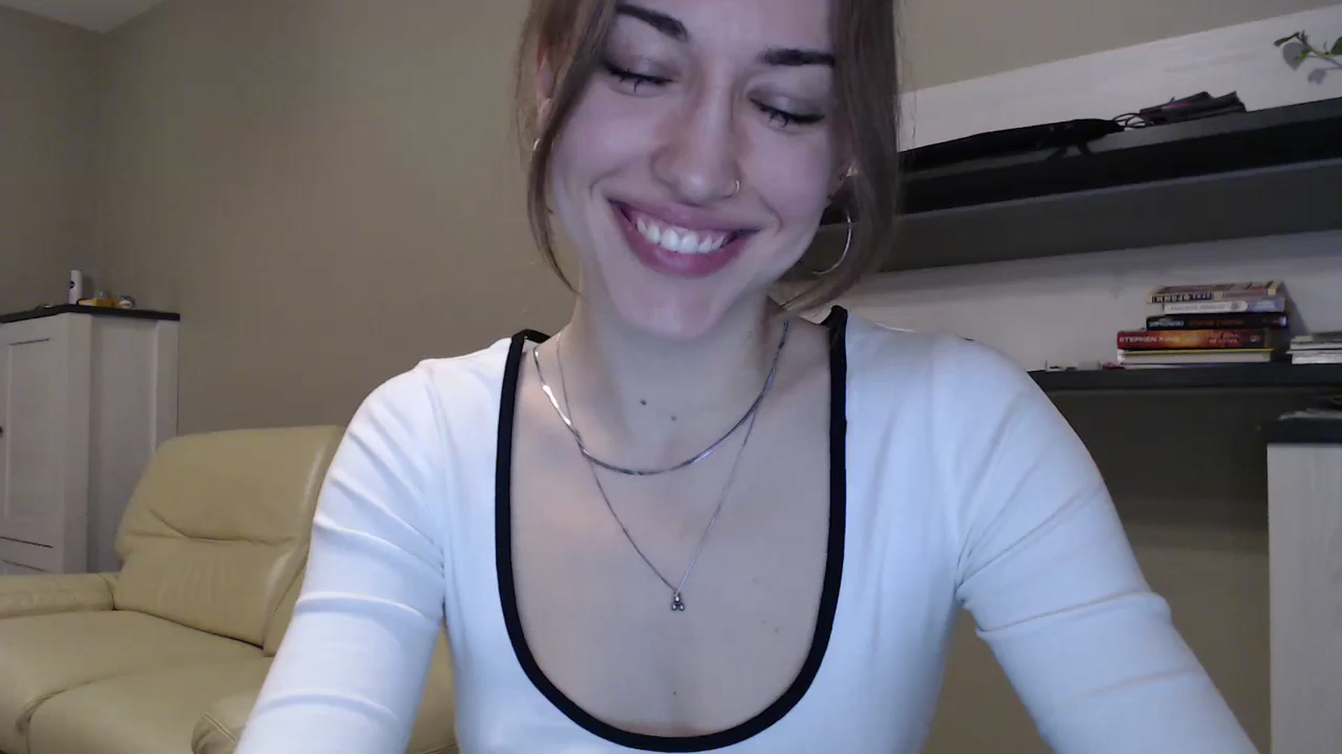 Gallery image thumbnail from GalaxyAnisia's myfreecams stream on, 11/20/2024, 19:51 image 15 of 20