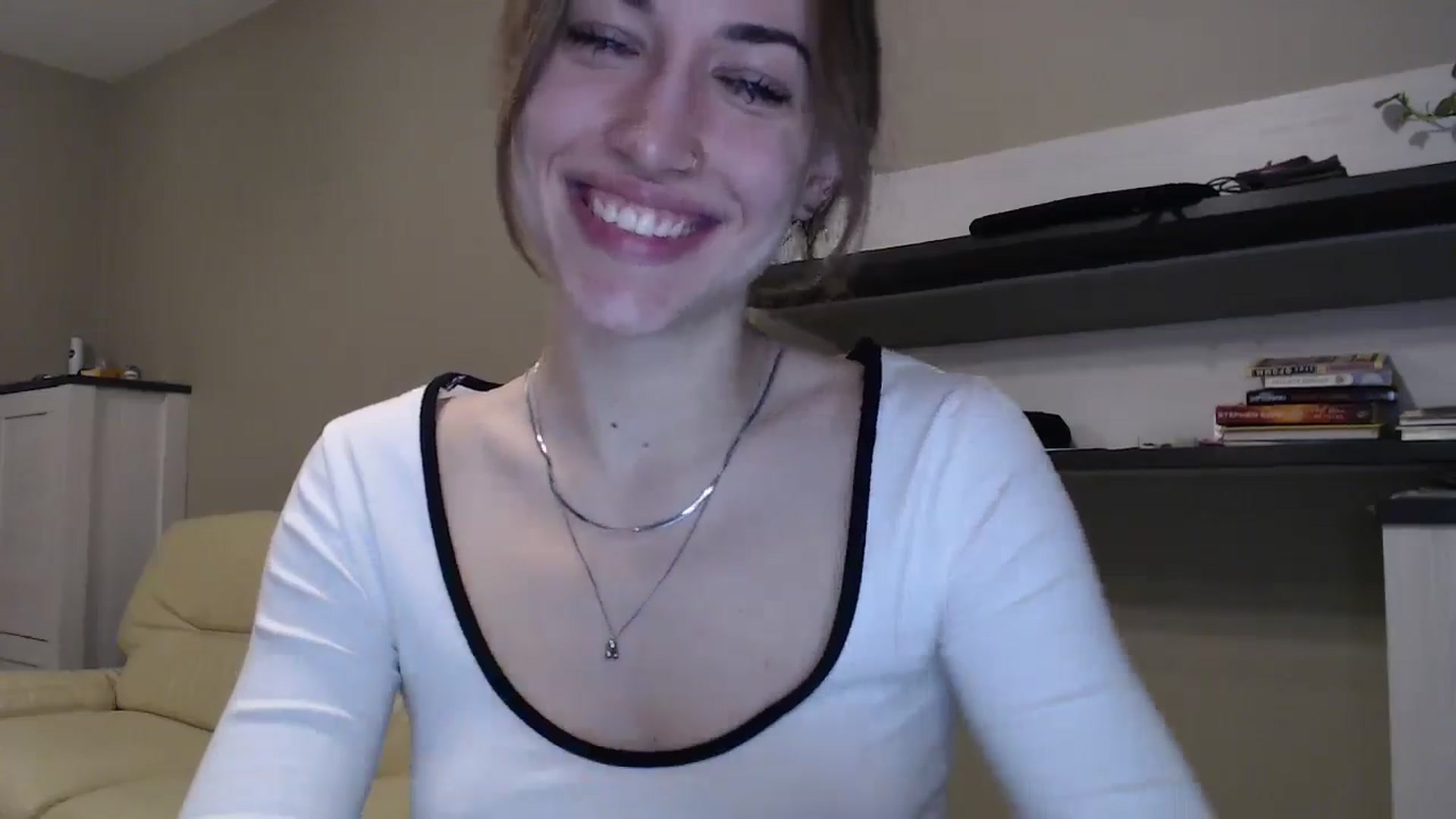 Gallery image thumbnail from GalaxyAnisia's myfreecams stream on, 11/20/2024, 22:25 image 9 of 20