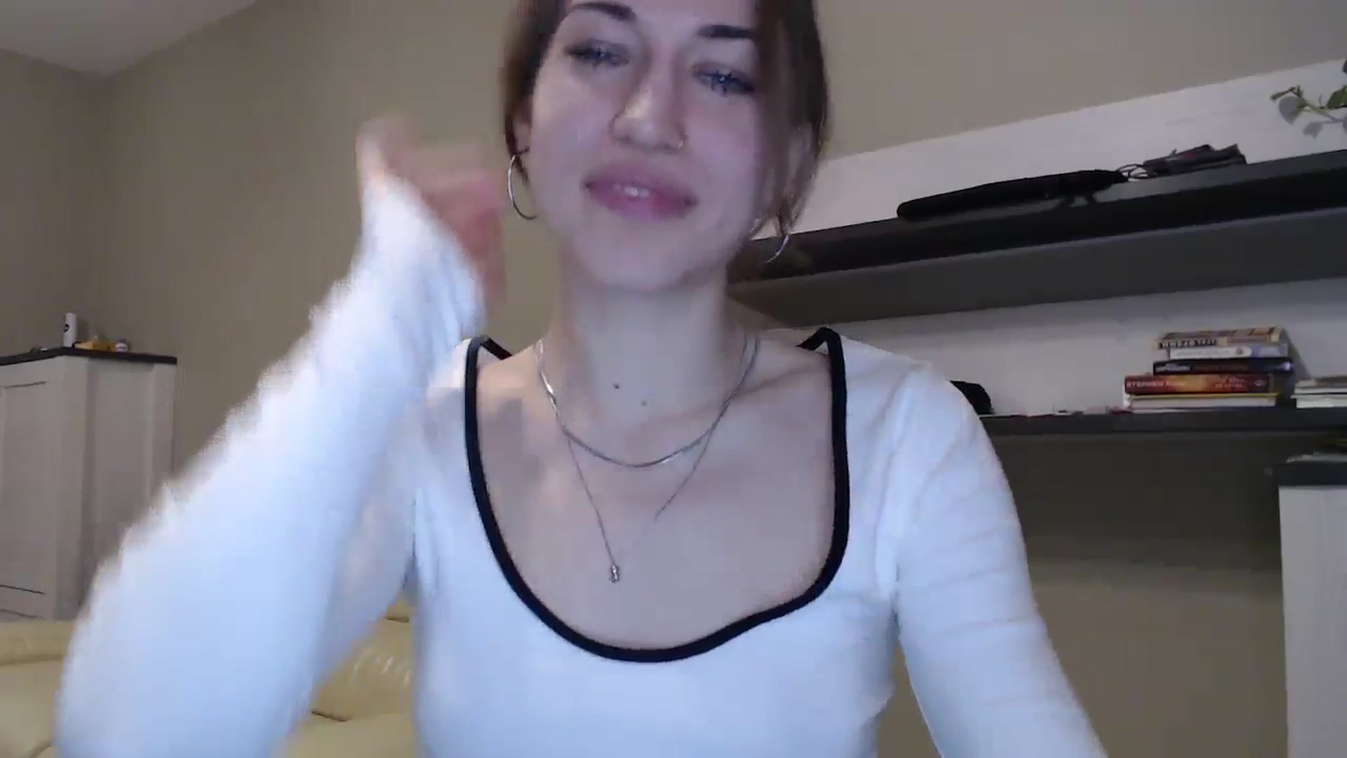Gallery image thumbnail from GalaxyAnisia's myfreecams stream on, 11/20/2024, 22:25 image 10 of 20