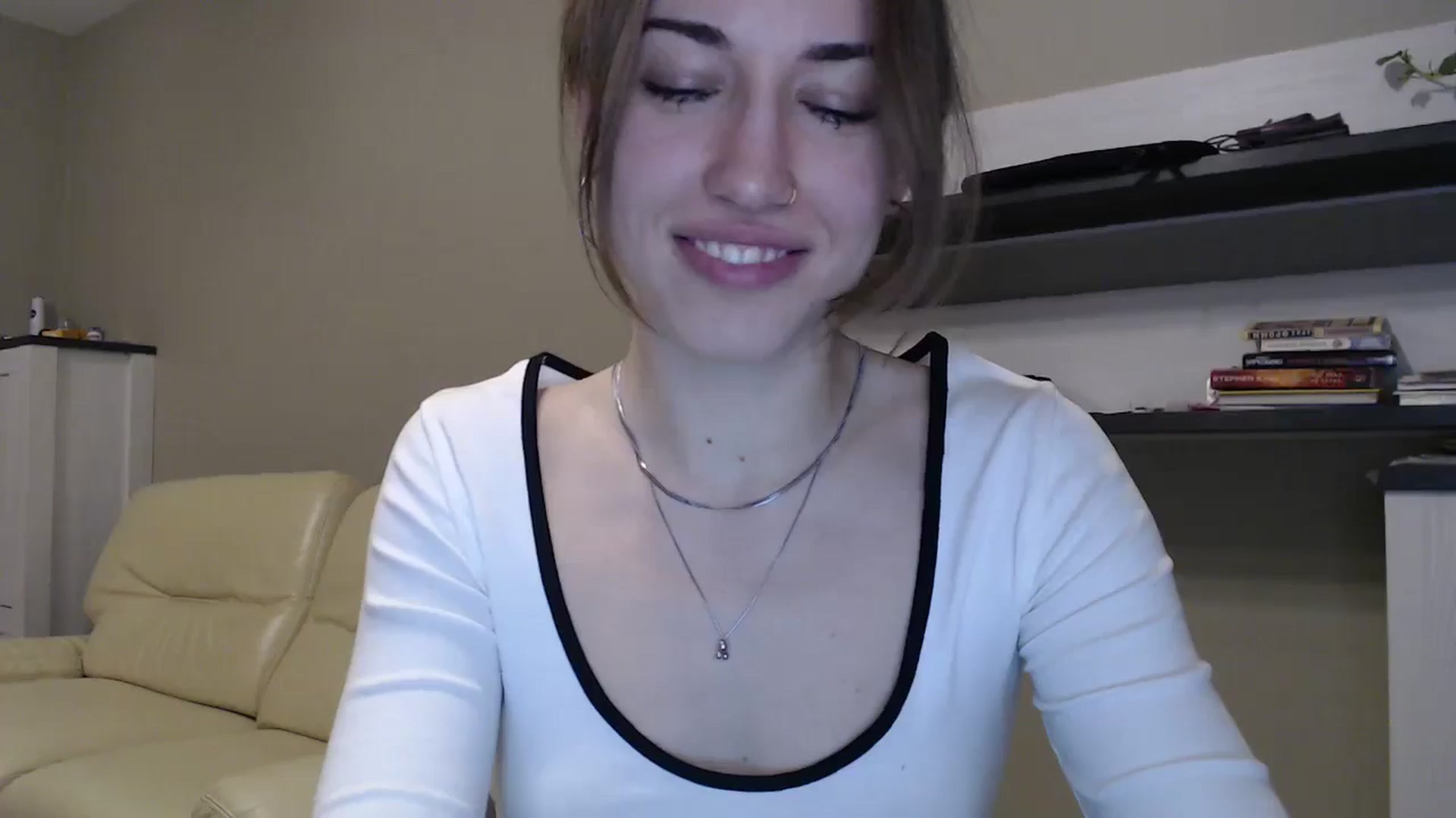 Gallery image thumbnail from GalaxyAnisia's myfreecams stream on, 11/20/2024, 22:25 image 13 of 20