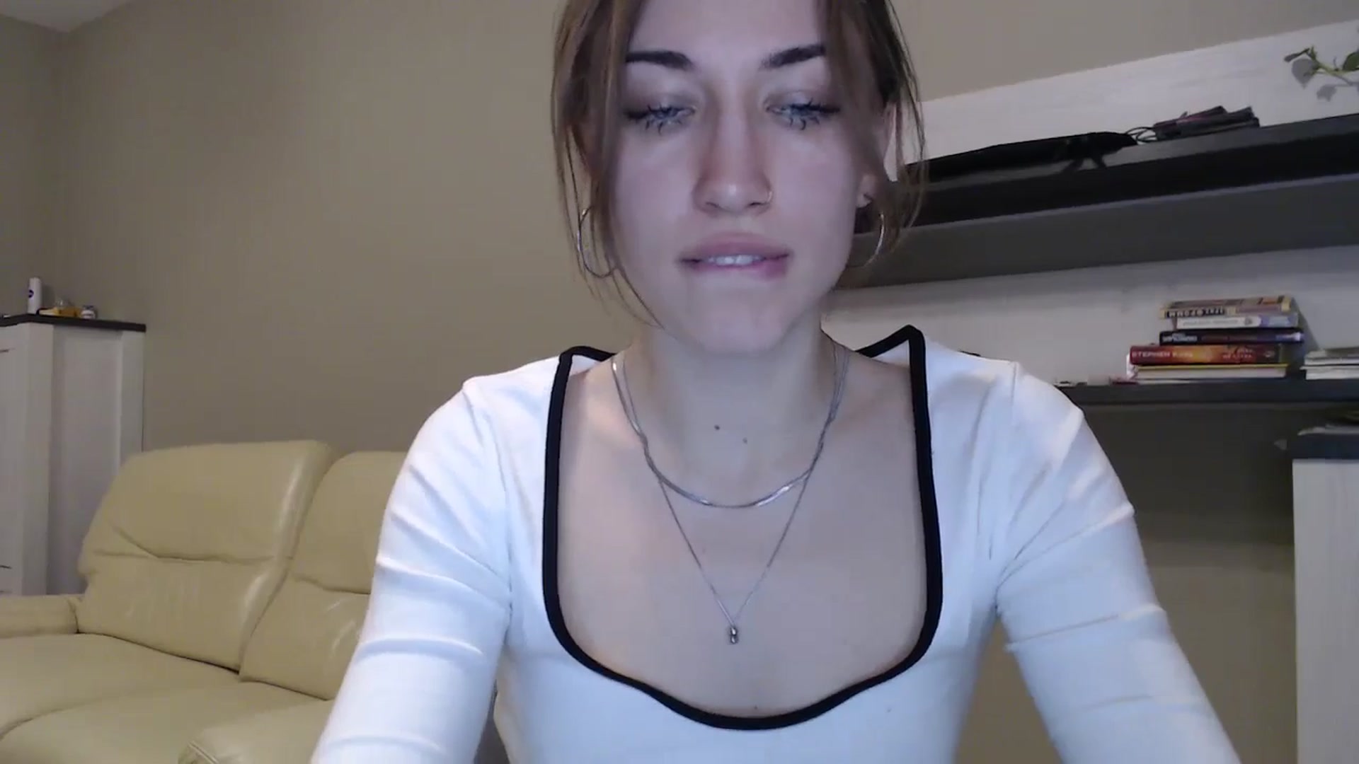 Gallery image thumbnail from GalaxyAnisia's myfreecams stream on, 11/20/2024, 22:25 image 16 of 20