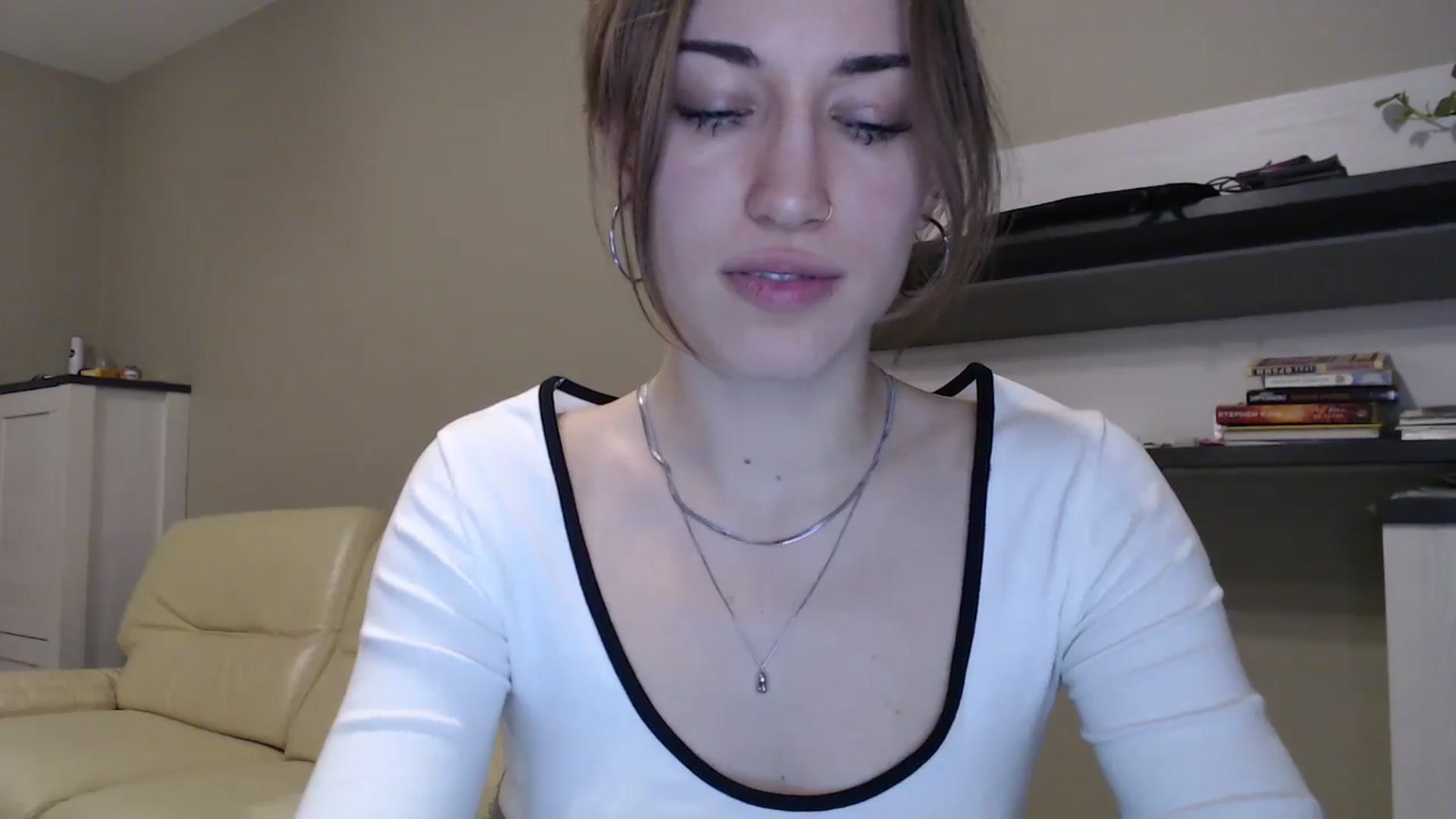 Gallery image thumbnail from GalaxyAnisia's myfreecams stream on, 11/20/2024, 22:25 image 11 of 20