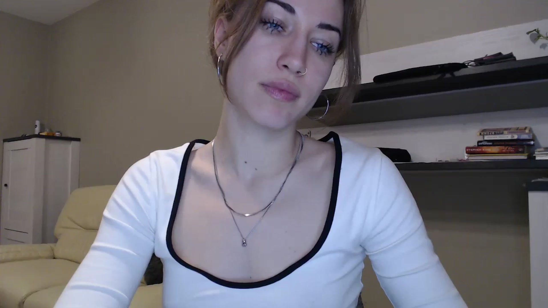 Gallery image thumbnail from GalaxyAnisia's myfreecams stream on, 11/21/2024, 01:31 image 2 of 20