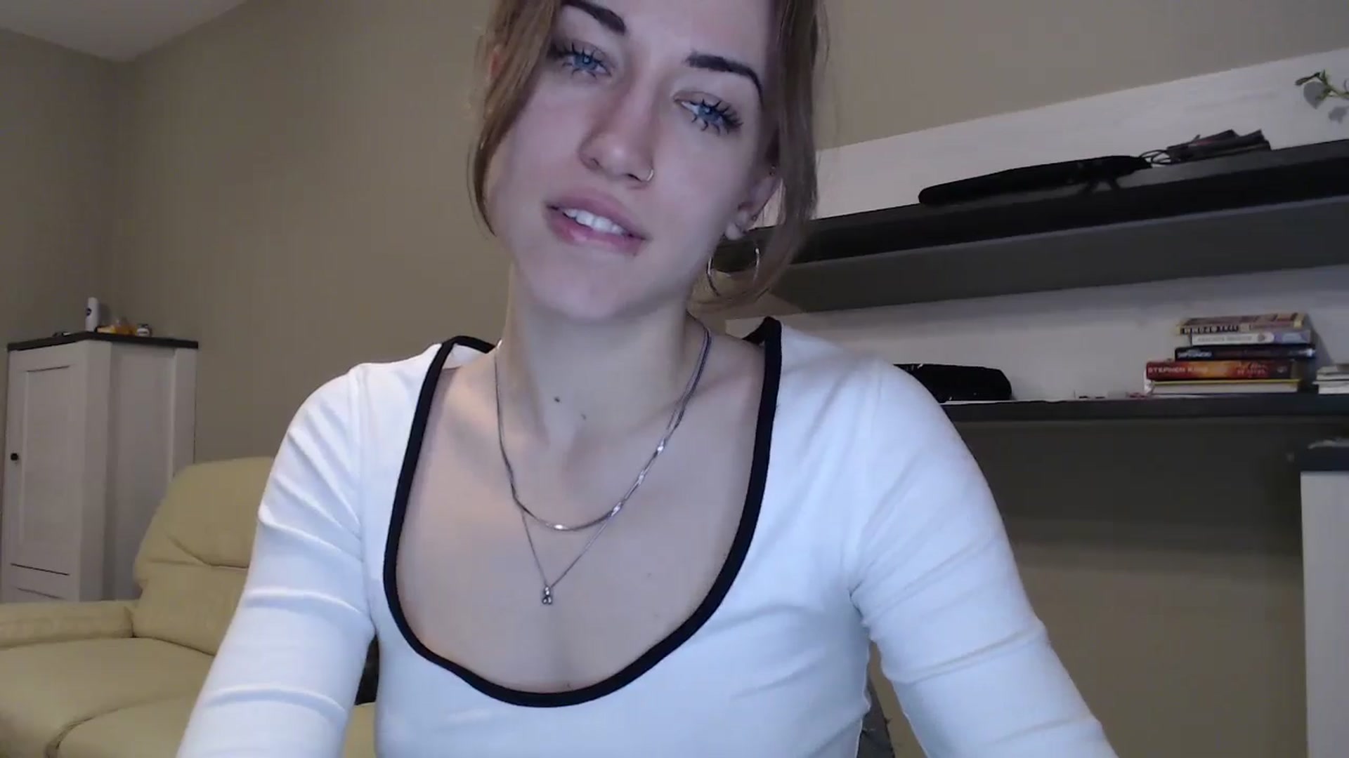 Gallery image thumbnail from GalaxyAnisia's myfreecams stream on, 11/21/2024, 01:31 image 4 of 20