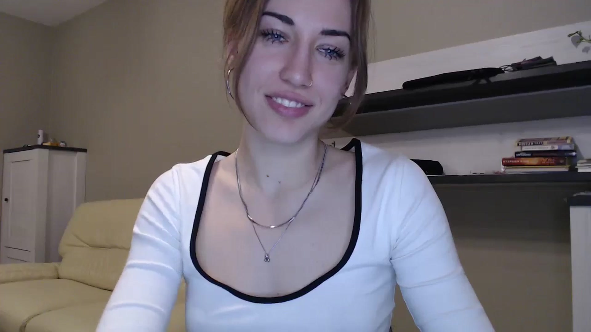 Gallery image thumbnail from GalaxyAnisia's myfreecams stream on, 11/21/2024, 01:31 image 10 of 20