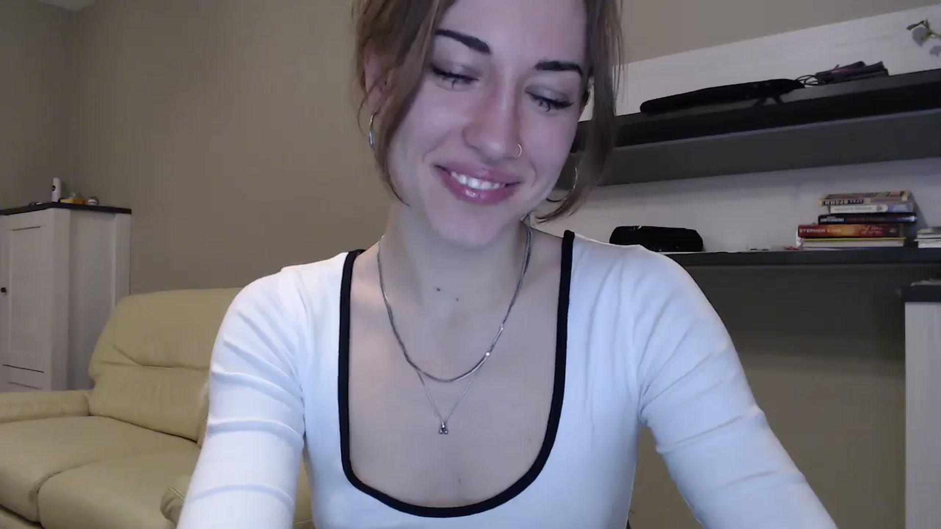 Gallery image thumbnail from GalaxyAnisia's myfreecams stream on, 11/21/2024, 01:31 image 13 of 20