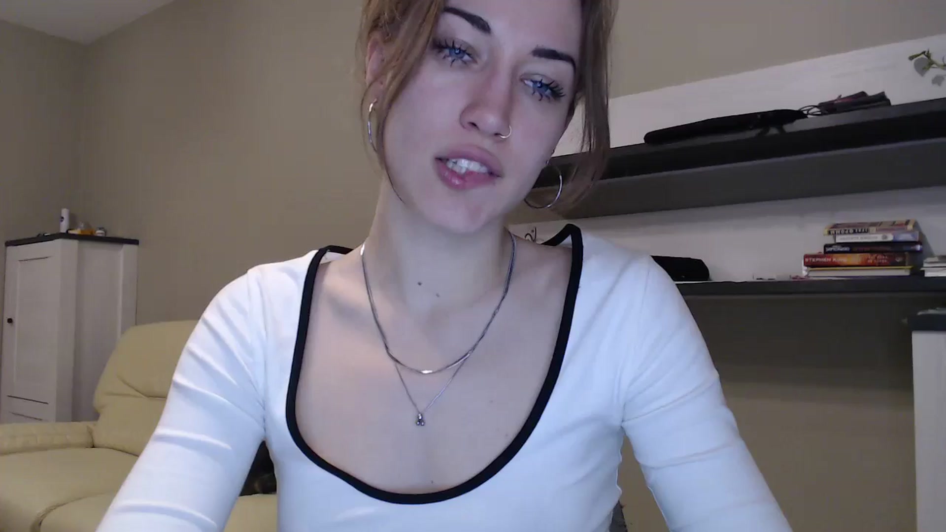 Gallery image thumbnail from GalaxyAnisia's myfreecams stream on, 11/21/2024, 01:31 image 1 of 20