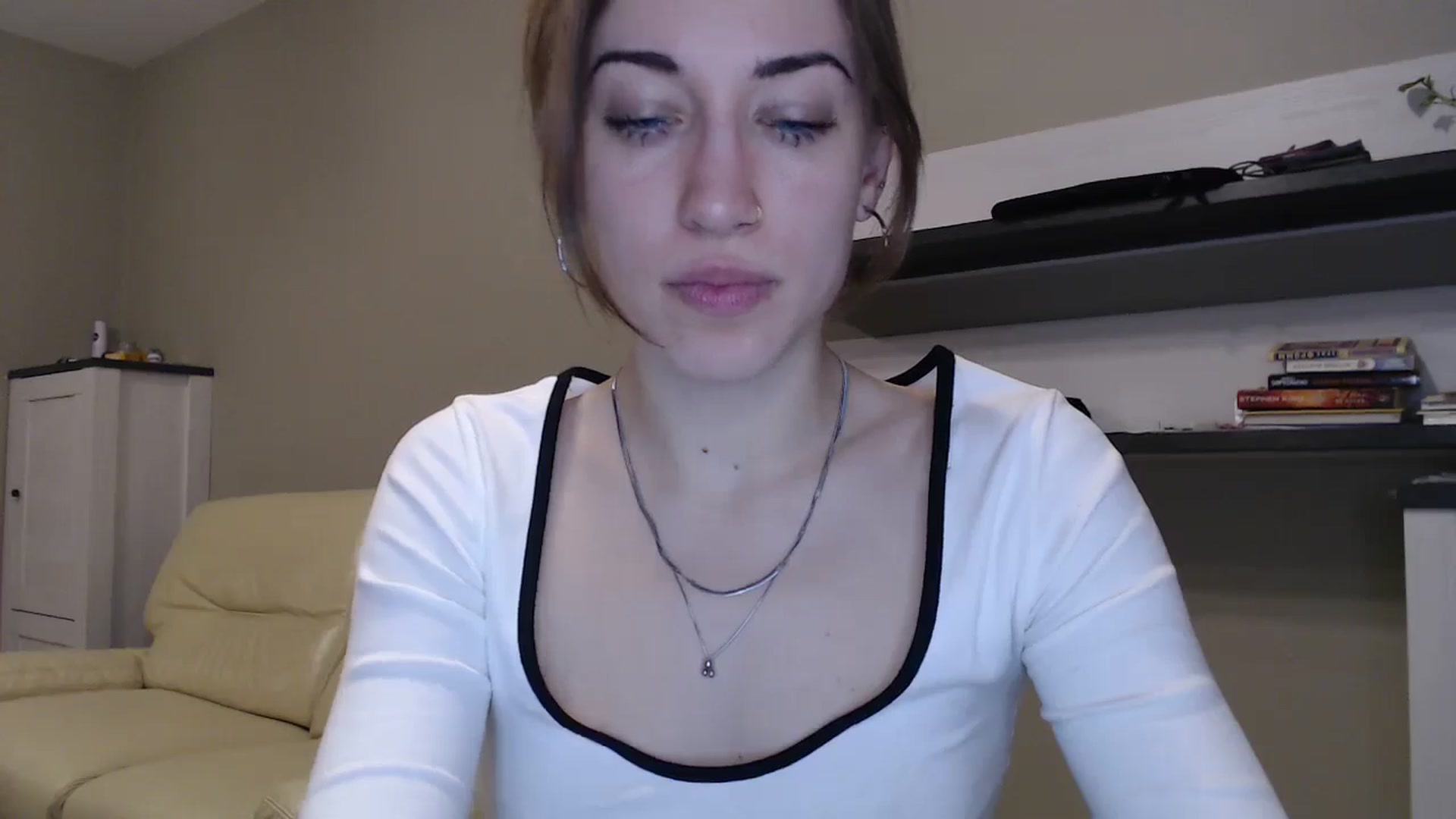 Gallery image thumbnail from GalaxyAnisia's myfreecams stream on, 11/21/2024, 01:31 image 6 of 20