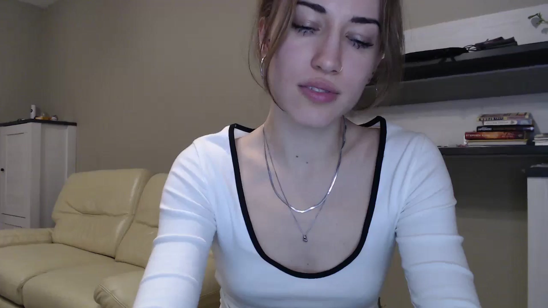 Gallery image thumbnail from GalaxyAnisia's myfreecams stream on, 11/21/2024, 01:54 image 17 of 20