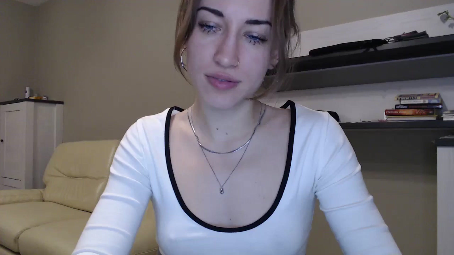 Gallery image thumbnail from GalaxyAnisia's myfreecams stream on, 11/21/2024, 01:54 image 4 of 20
