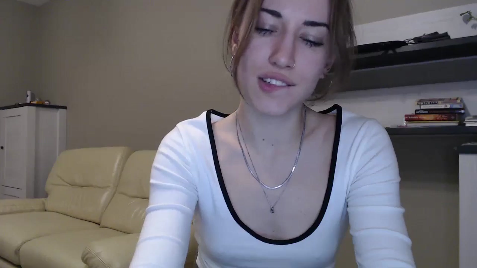 Gallery image thumbnail from GalaxyAnisia's myfreecams stream on, 11/21/2024, 01:54 image 16 of 20