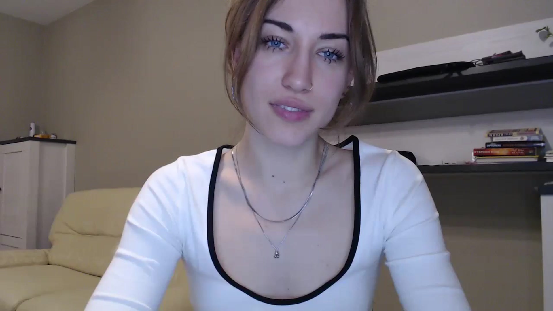 Gallery image thumbnail from GalaxyAnisia's myfreecams stream on, 11/21/2024, 03:30 image 20 of 20
