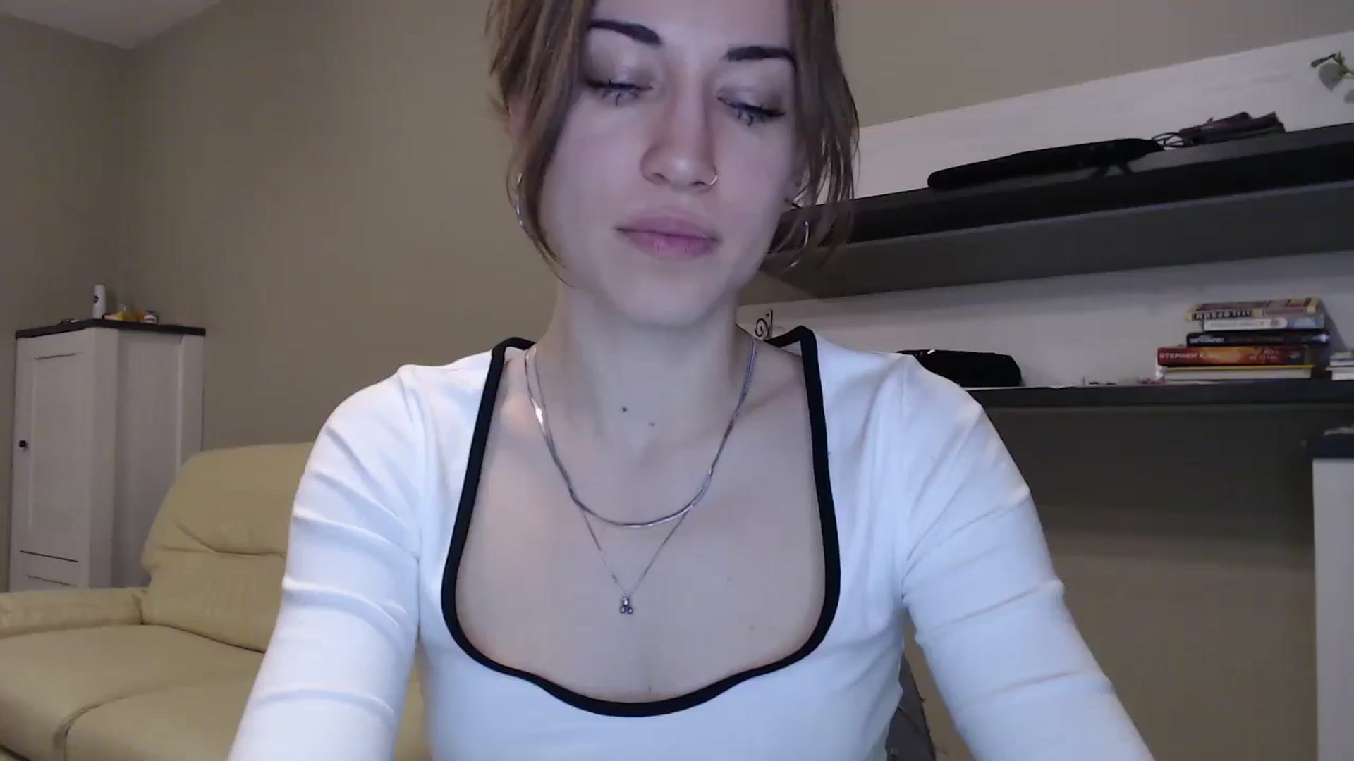 Gallery image thumbnail from GalaxyAnisia's myfreecams stream on, 11/21/2024, 03:30 image 4 of 20