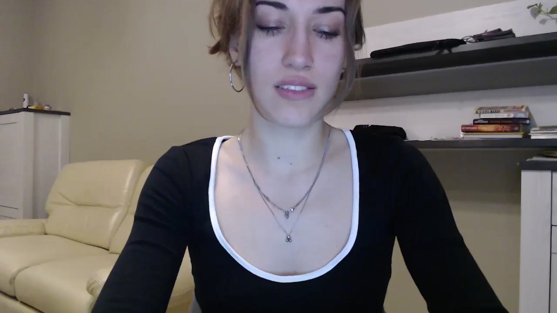 Gallery image thumbnail from GalaxyAnisia's myfreecams stream on, 11/21/2024, 20:00 image 7 of 20