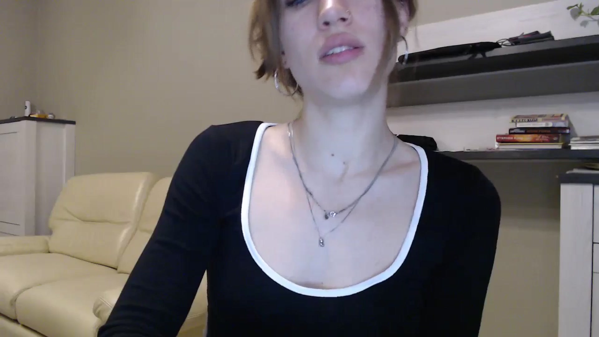 Gallery image thumbnail from GalaxyAnisia's myfreecams stream on, 11/21/2024, 20:00 image 12 of 20