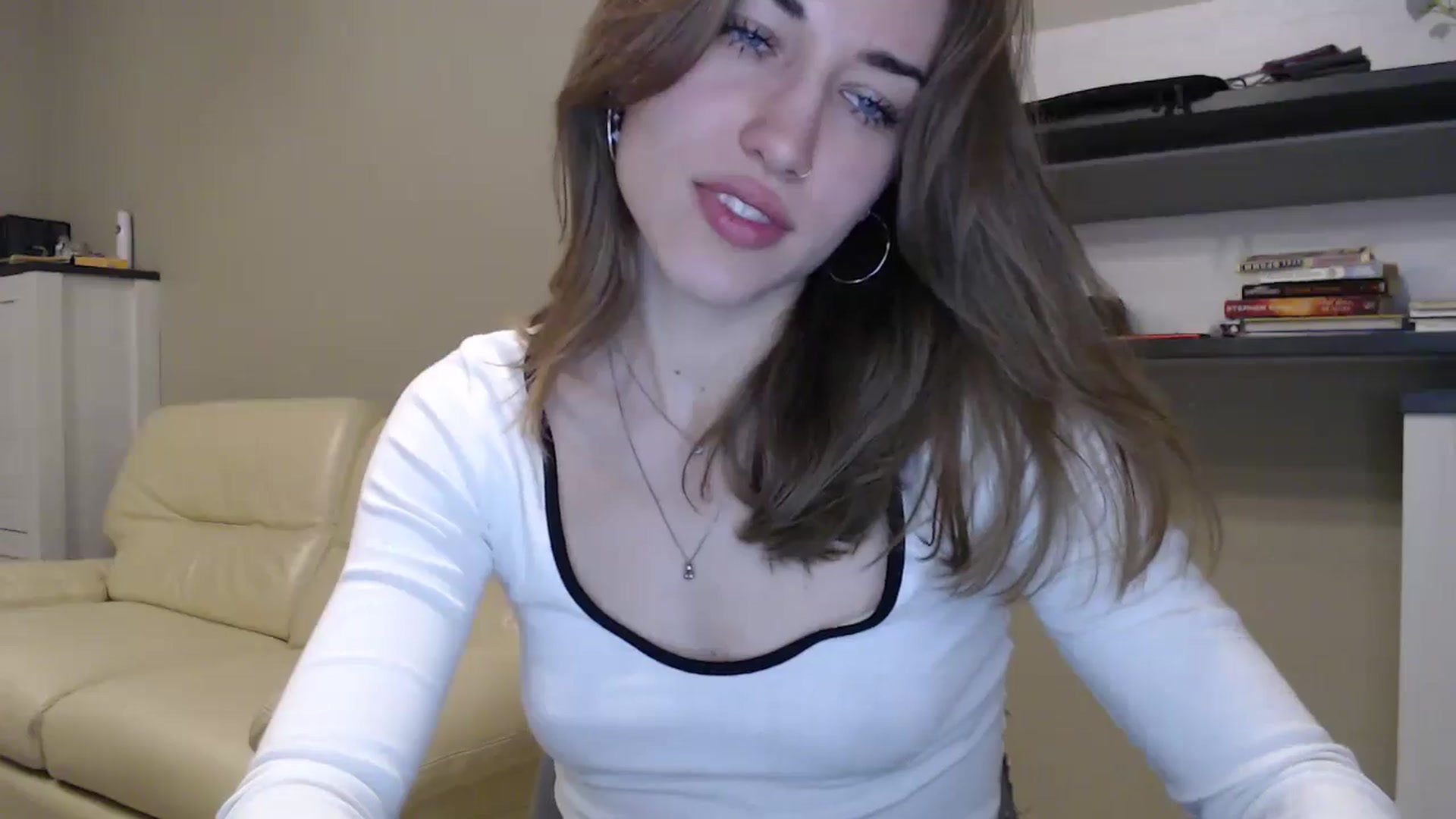 Gallery image thumbnail from GalaxyAnisia's myfreecams stream on, 11/26/2024, 20:05 image 8 of 20