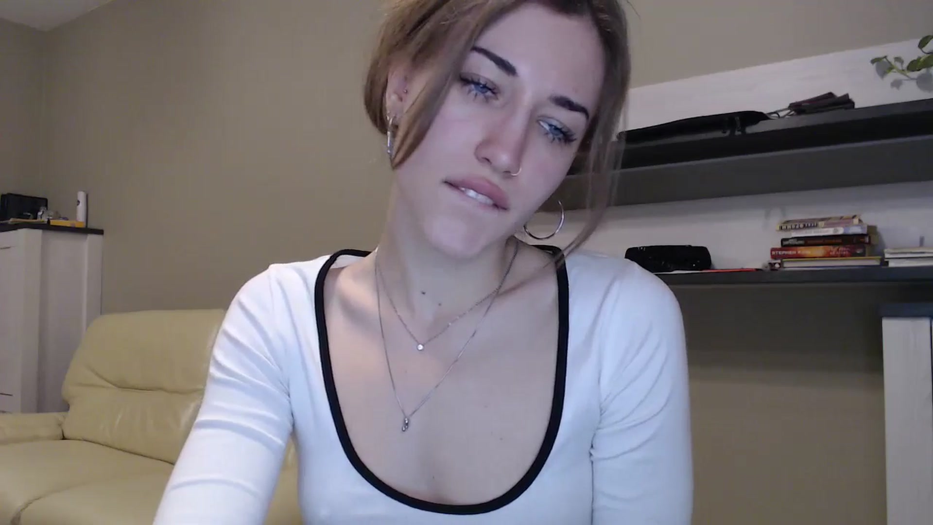 Gallery image thumbnail from GalaxyAnisia's myfreecams stream on, 11/26/2024, 20:05 image 20 of 20