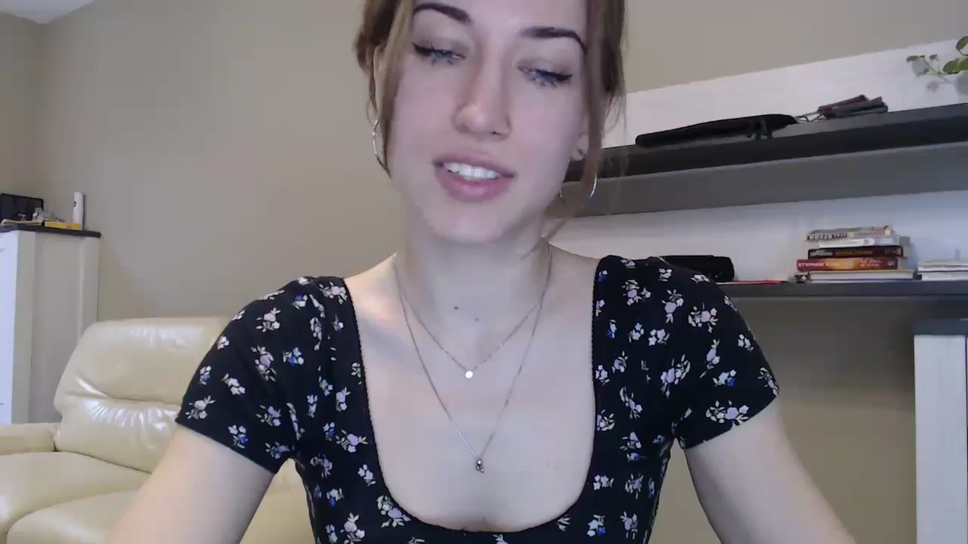 Gallery image thumbnail from GalaxyAnisia's myfreecams stream on, 11/27/2024, 12:51 image 17 of 20