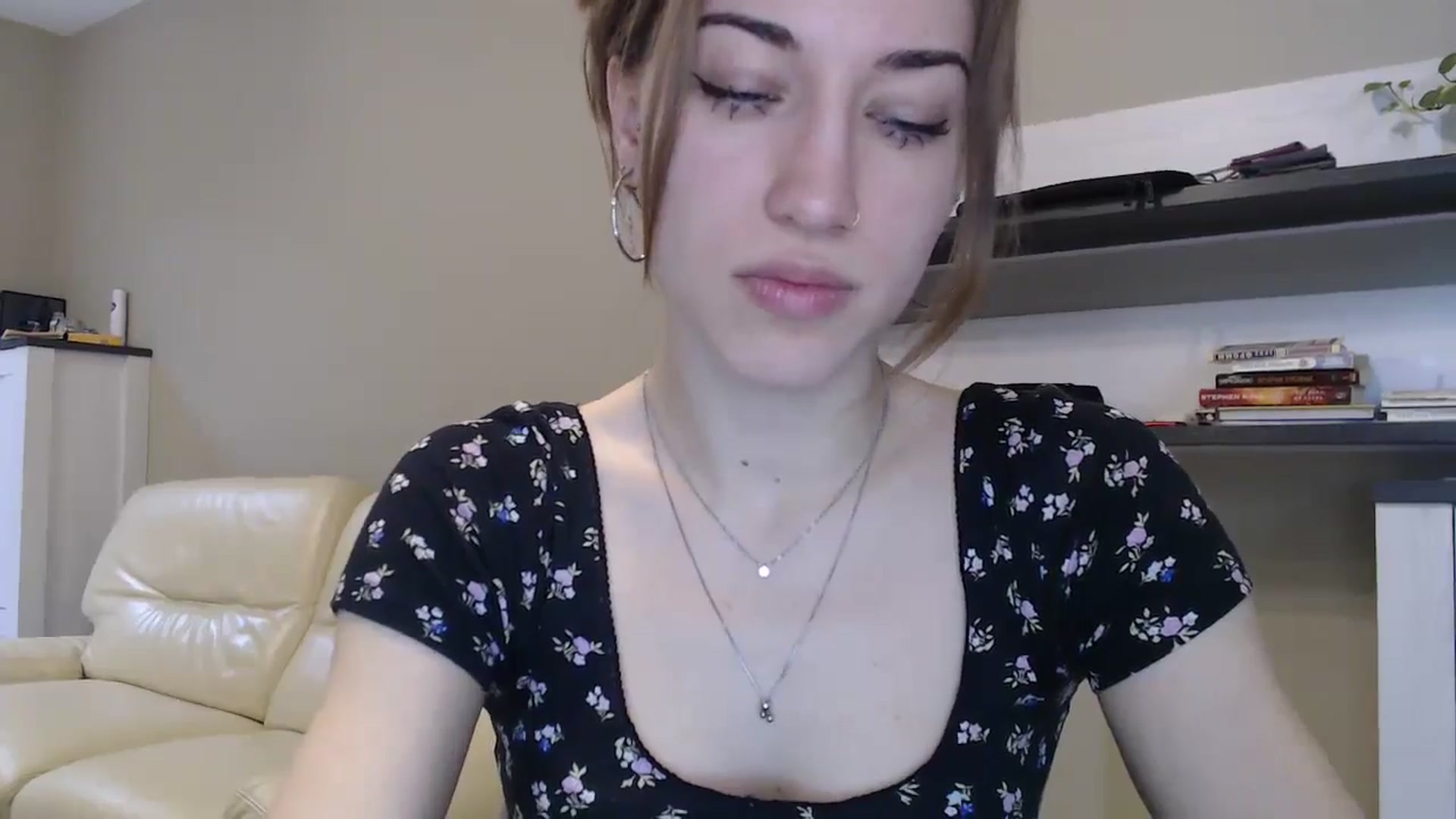 Gallery image thumbnail from GalaxyAnisia's myfreecams stream on, 11/27/2024, 12:51 image 4 of 20