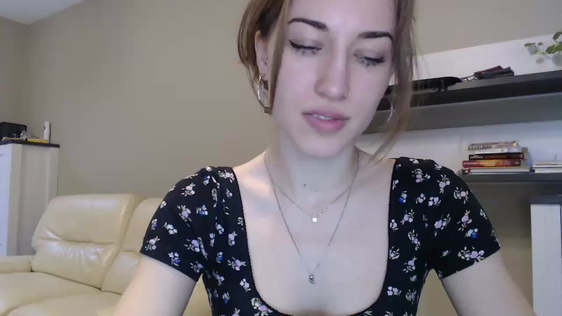 Gallery image thumbnail from GalaxyAnisia's myfreecams stream on, 11/27/2024, 14:05 image 14 of 20