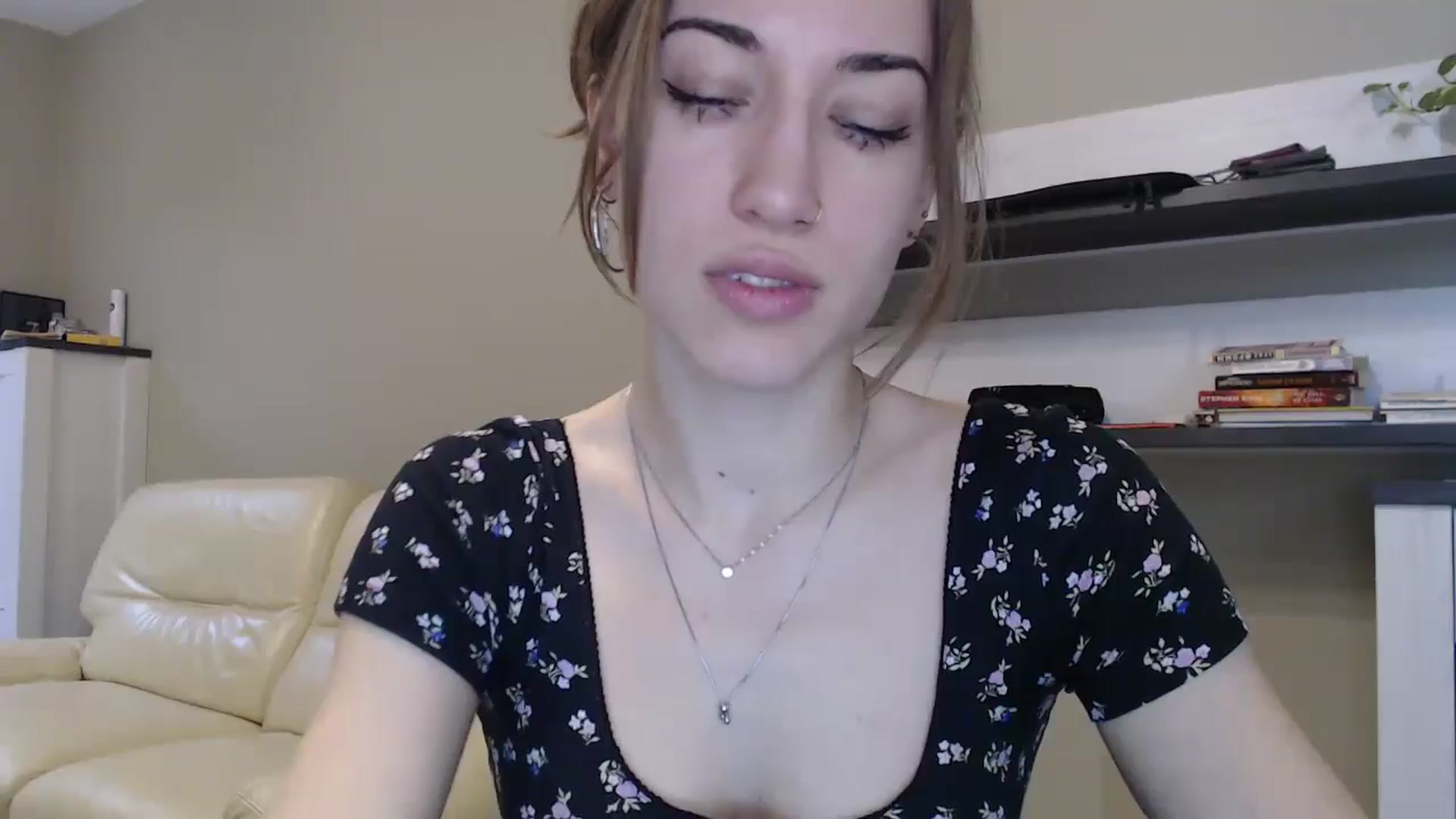 Gallery image thumbnail from GalaxyAnisia's myfreecams stream on, 11/27/2024, 14:05 image 1 of 20
