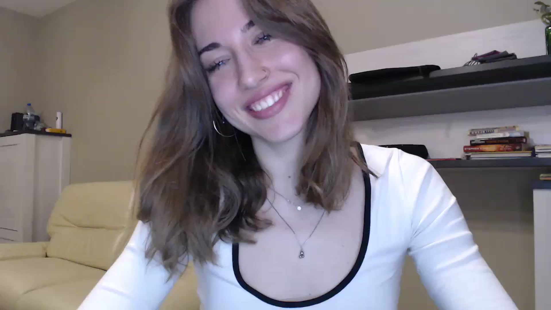 Gallery image thumbnail from GalaxyAnisia's myfreecams stream on, 12/04/2024, 21:42 image 13 of 20