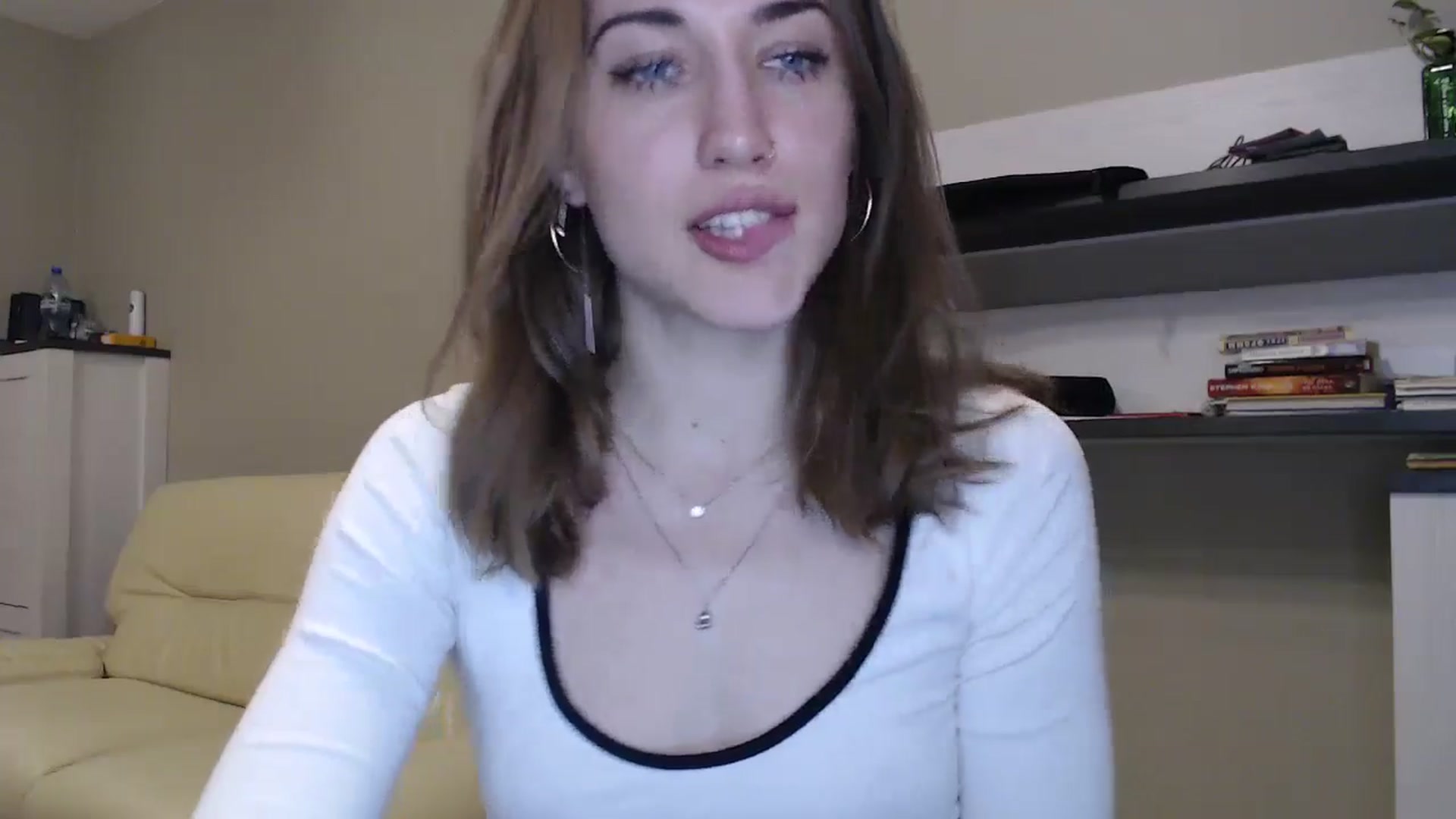 Gallery image thumbnail from GalaxyAnisia's myfreecams stream on, 12/04/2024, 21:42 image 18 of 20