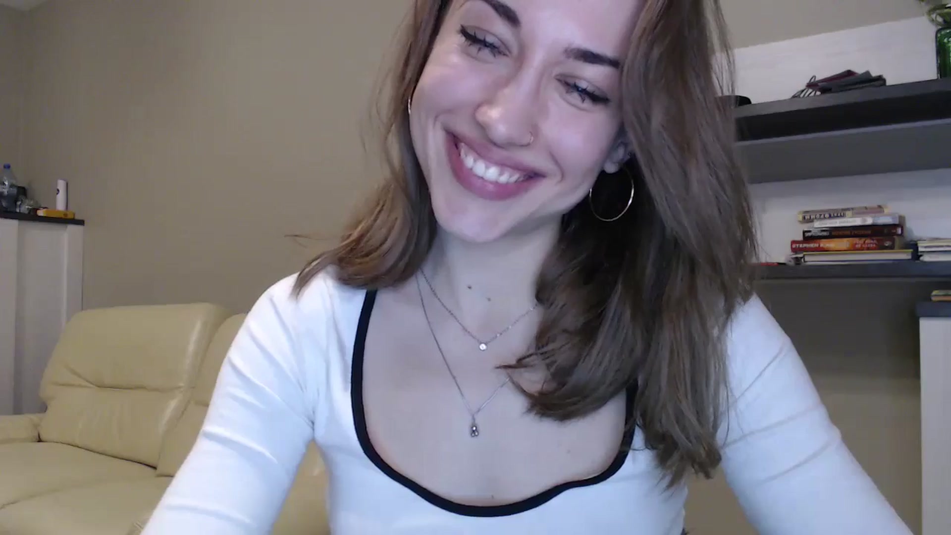 Gallery image thumbnail from GalaxyAnisia's myfreecams stream on, 12/04/2024, 22:26 image 18 of 20