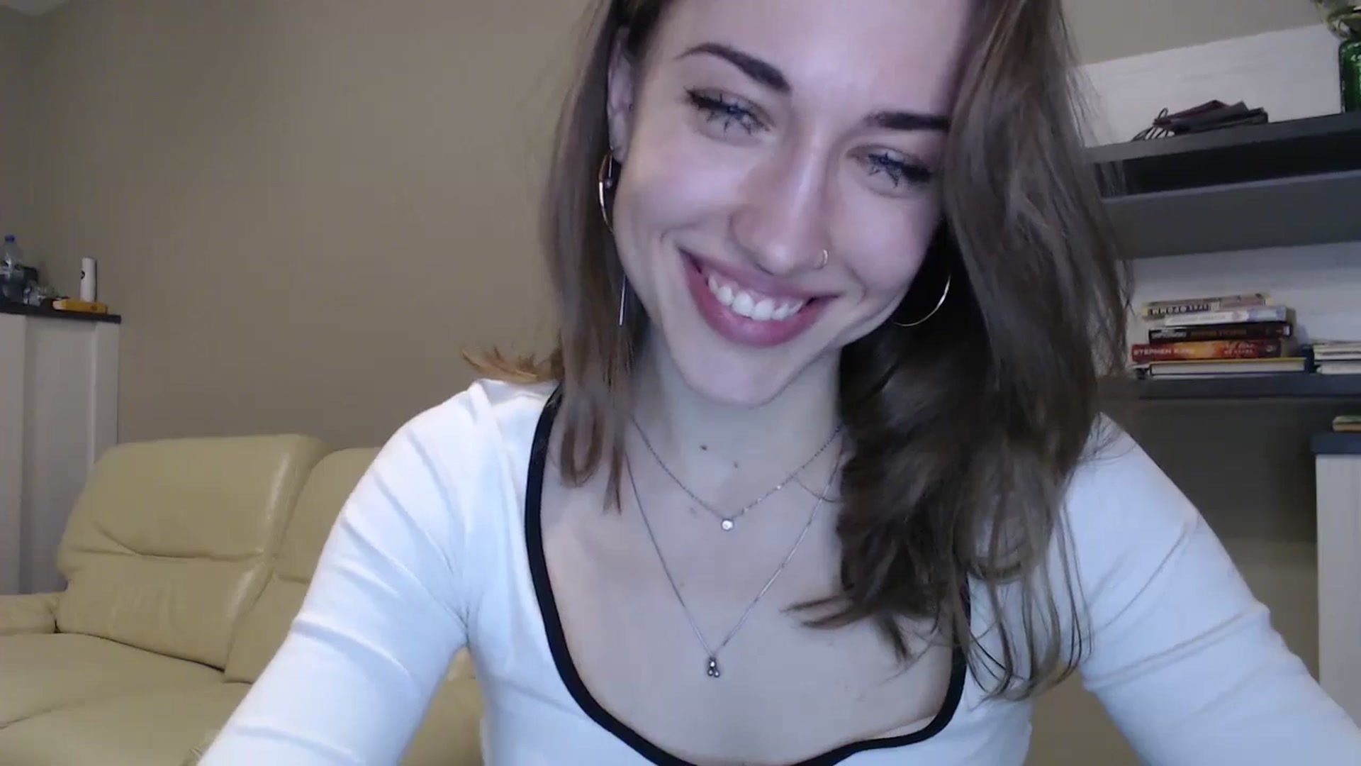 Gallery image thumbnail from GalaxyAnisia's myfreecams stream on, 12/04/2024, 22:26 image 12 of 20
