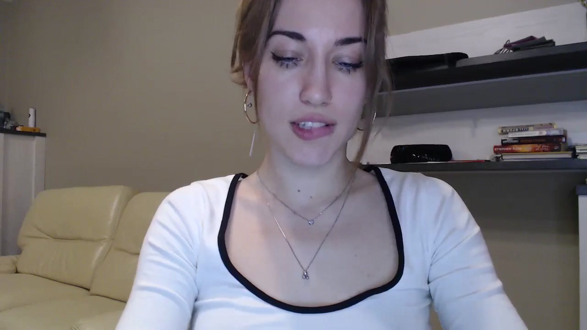 Gallery image thumbnail from GalaxyAnisia's myfreecams stream on, 12/04/2024, 22:26 image 6 of 20