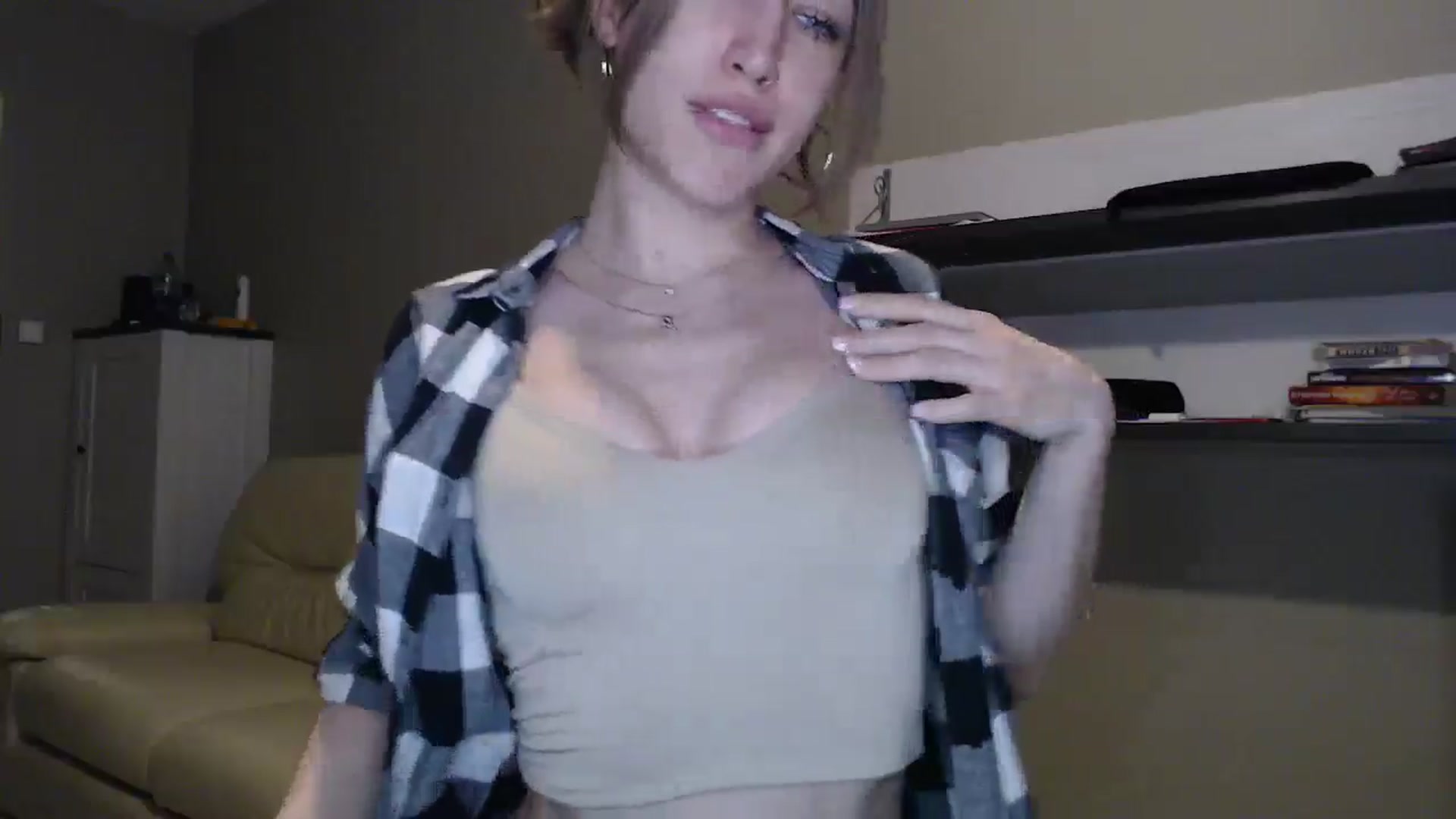 Gallery image thumbnail from GalaxyAnisia's myfreecams stream on, 12/09/2024, 22:36 image 6 of 20