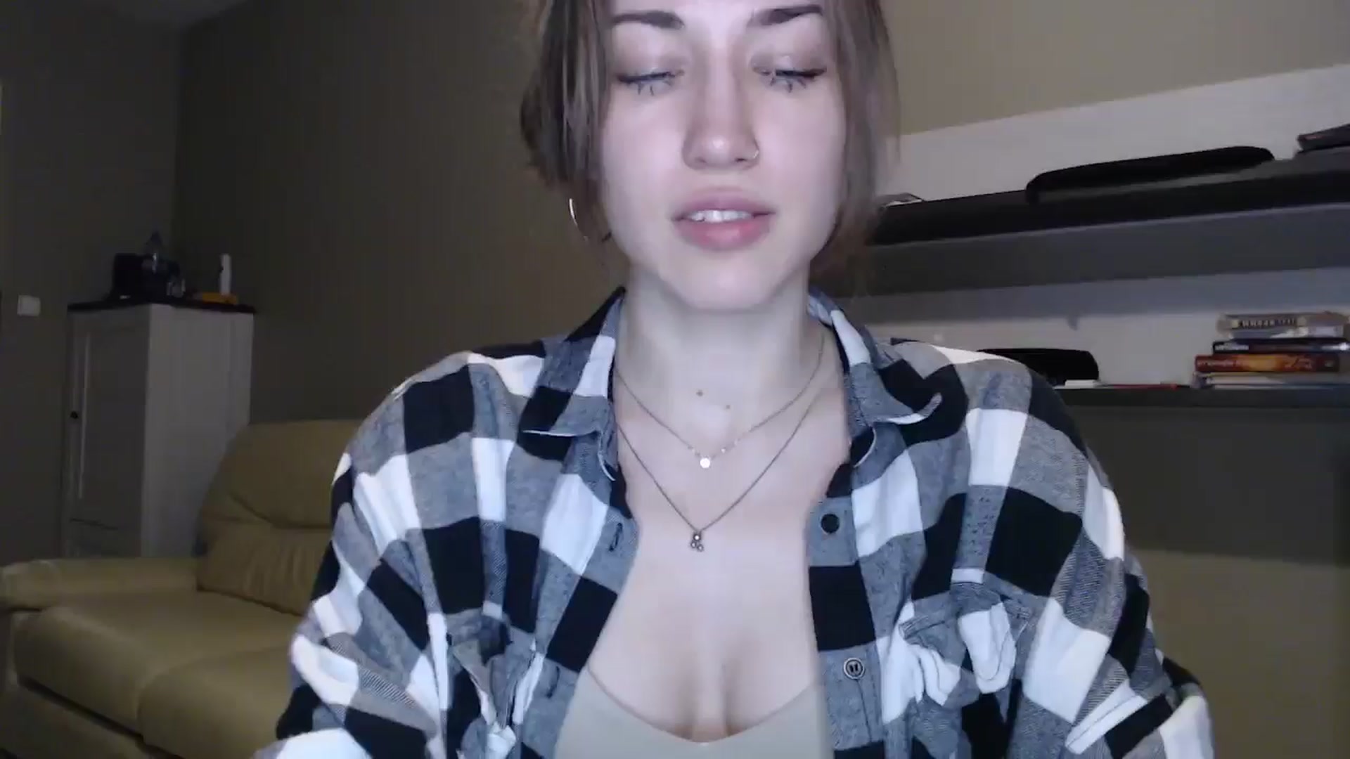 Gallery image thumbnail from GalaxyAnisia's myfreecams stream on, 12/09/2024, 22:36 image 1 of 20