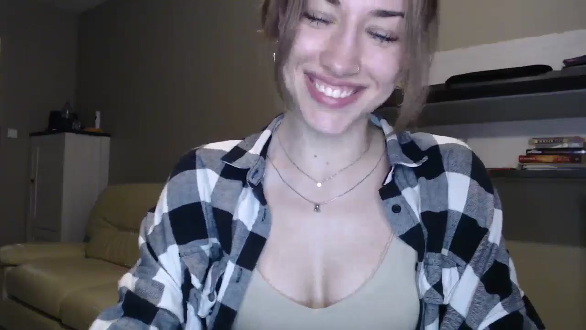 Gallery image thumbnail from GalaxyAnisia's myfreecams stream on, 12/09/2024, 22:36 image 5 of 20