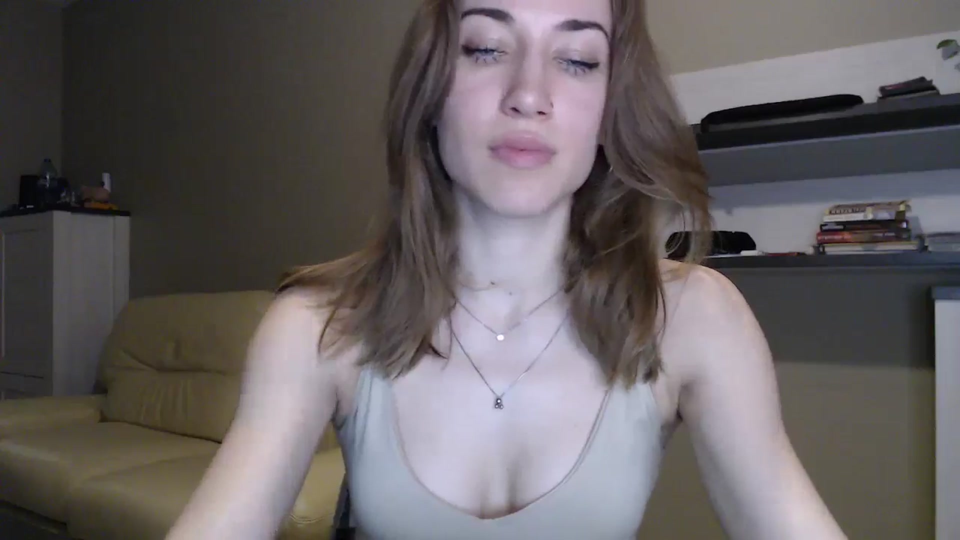 Gallery image thumbnail from GalaxyAnisia's myfreecams stream on, 12/11/2024, 18:34 image 12 of 20