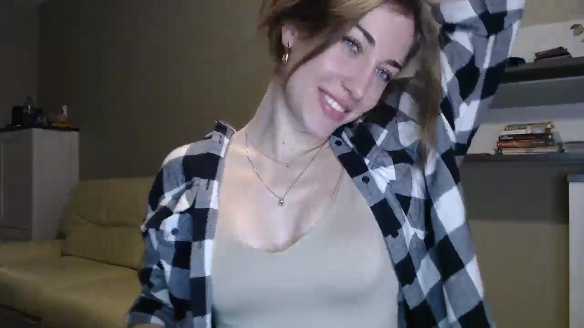 Gallery image thumbnail from GalaxyAnisia's myfreecams stream on, 12/11/2024, 18:34 image 3 of 20