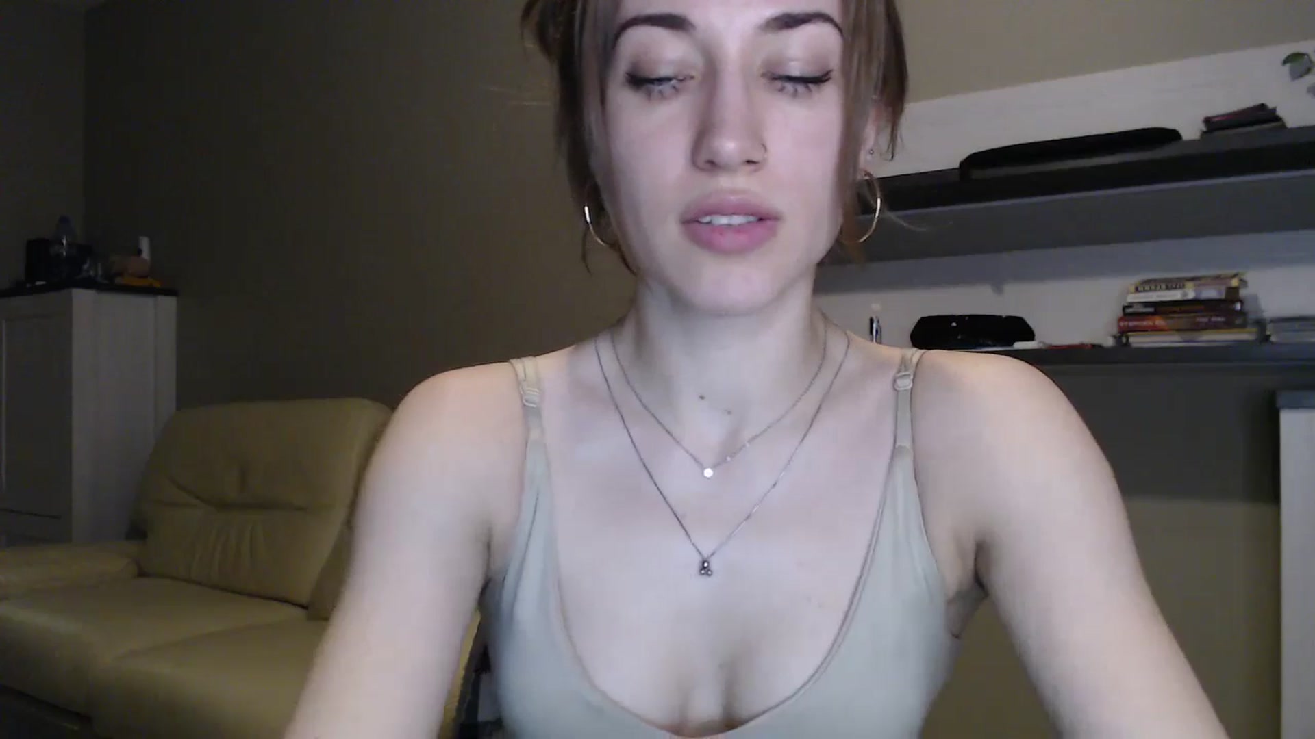 Gallery image thumbnail from GalaxyAnisia's myfreecams stream on, 12/11/2024, 18:34 image 16 of 20