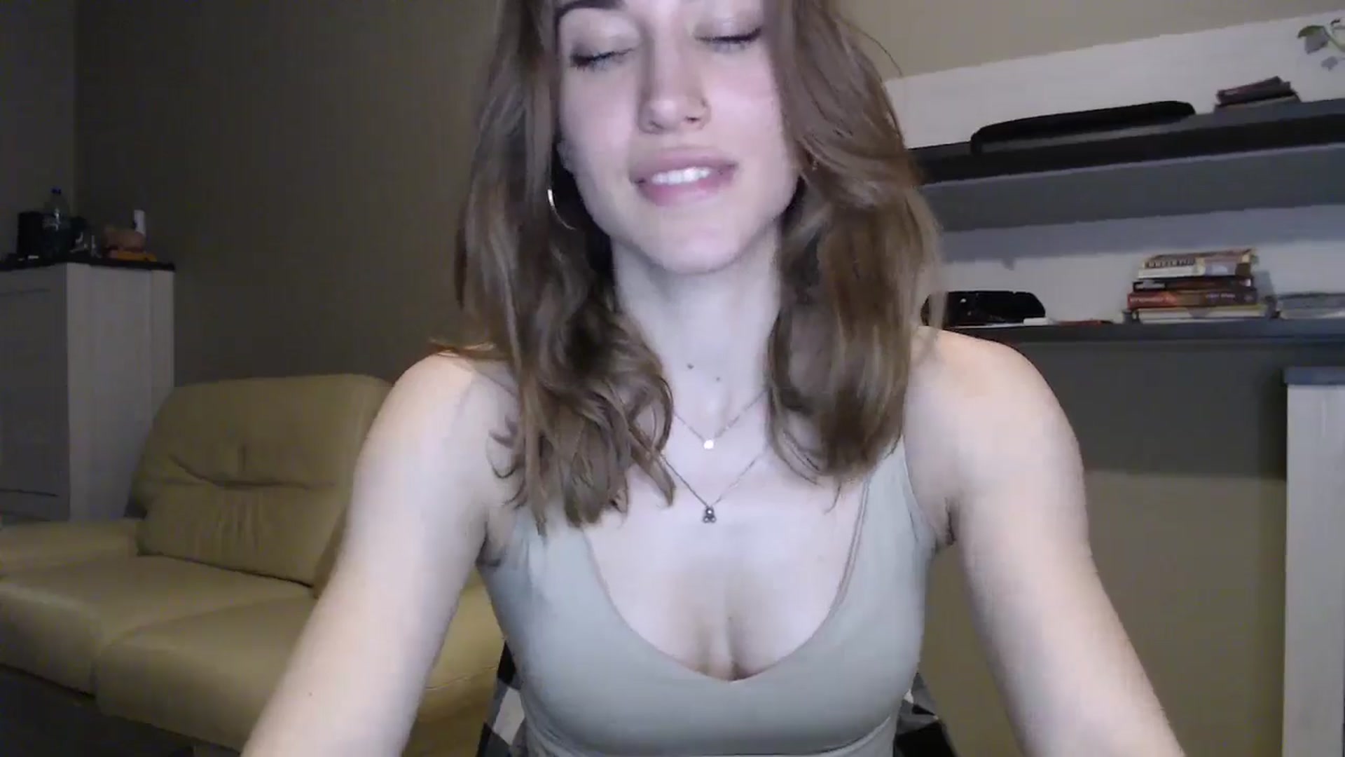 Gallery image thumbnail from GalaxyAnisia's myfreecams stream on, 12/11/2024, 19:52 image 14 of 20