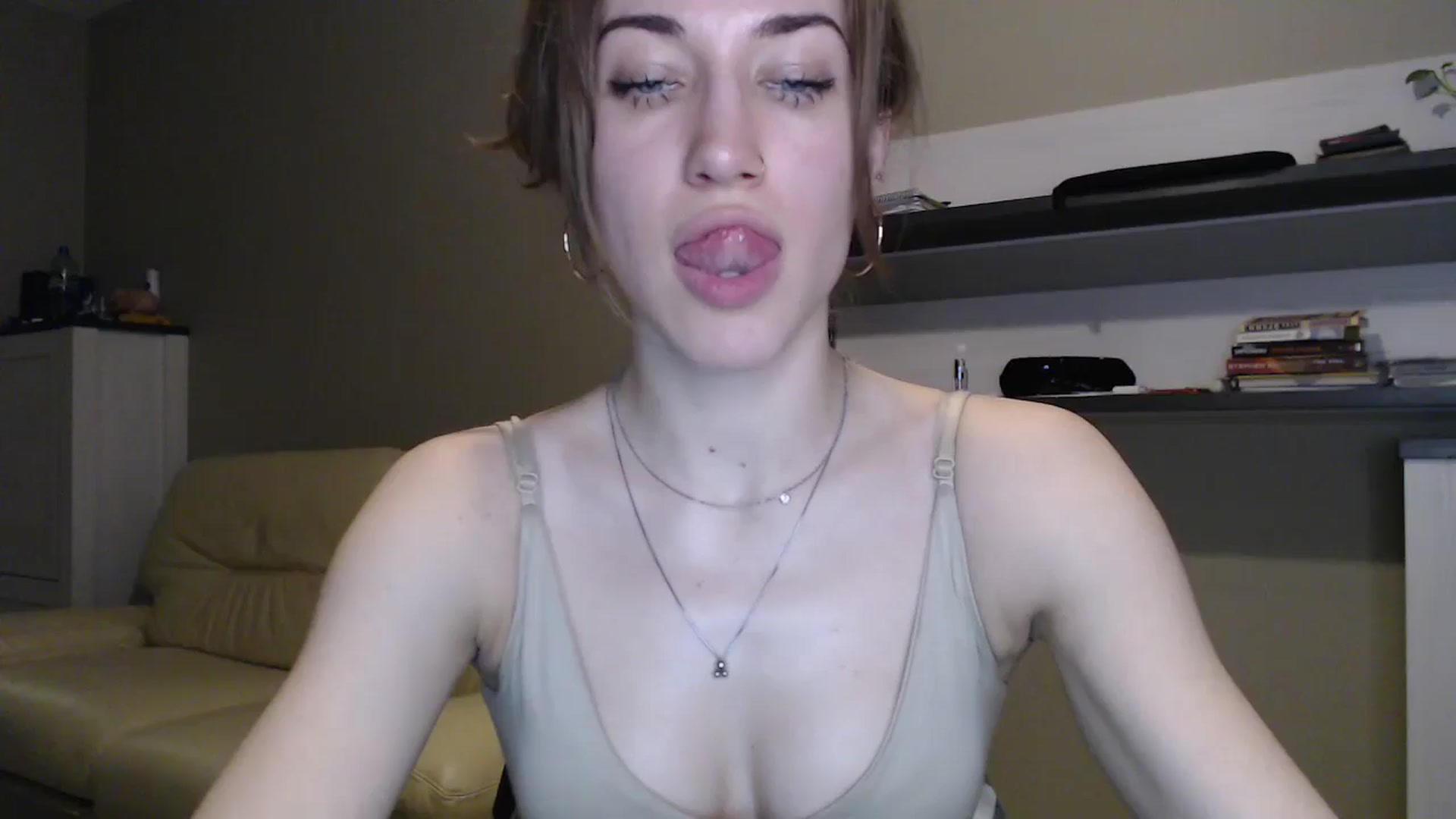 Gallery image thumbnail from GalaxyAnisia's myfreecams stream on, 12/11/2024, 19:52 image 1 of 20