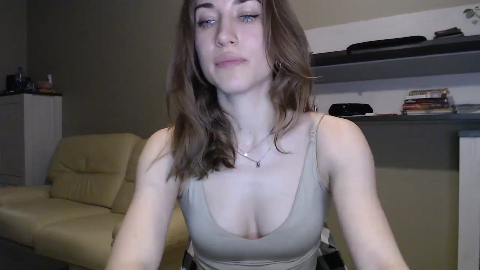 Gallery image thumbnail from GalaxyAnisia's myfreecams stream on, 12/11/2024, 19:52 image 20 of 20
